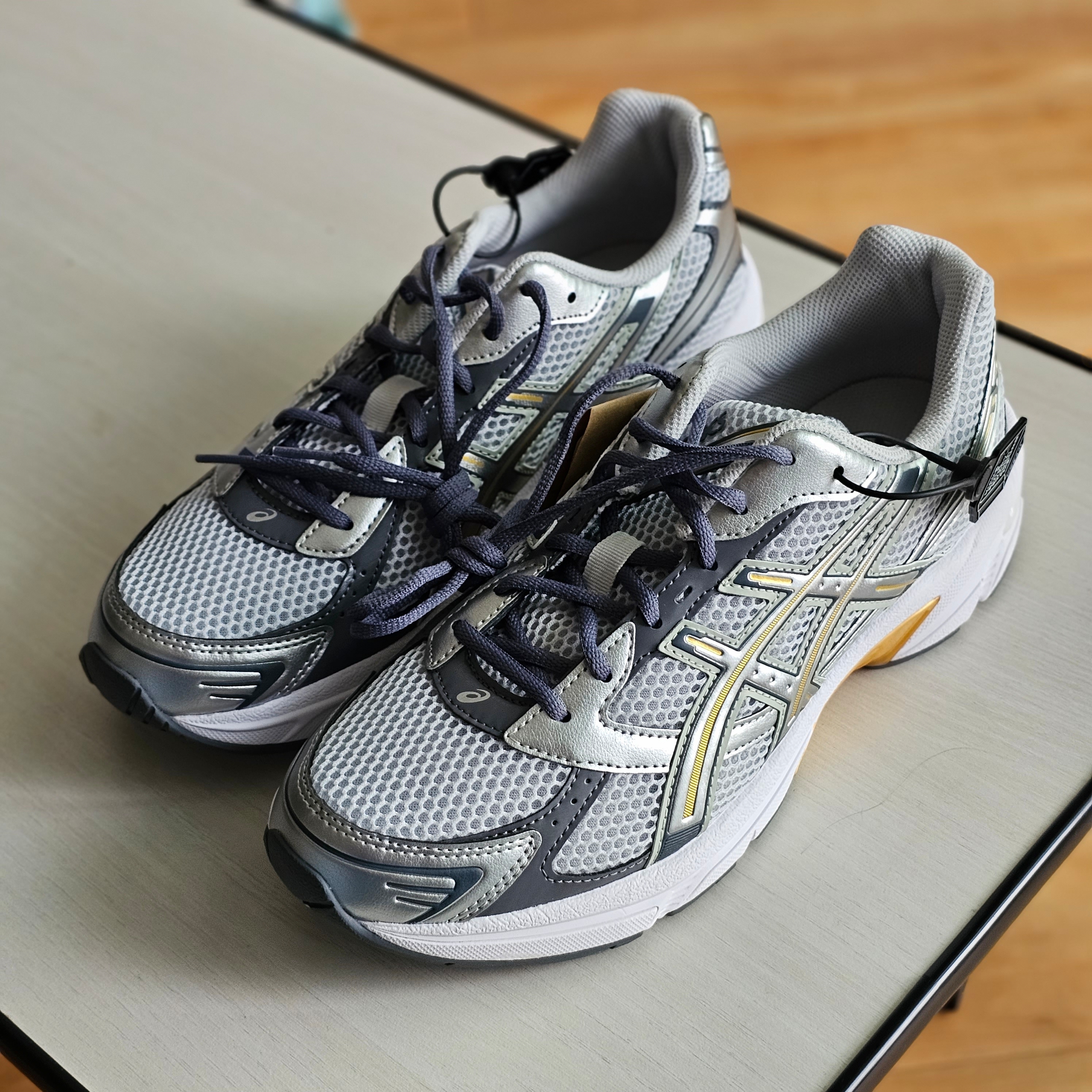 Asics Gel-1130 Polar Shade Pure Silver 착용 스타일