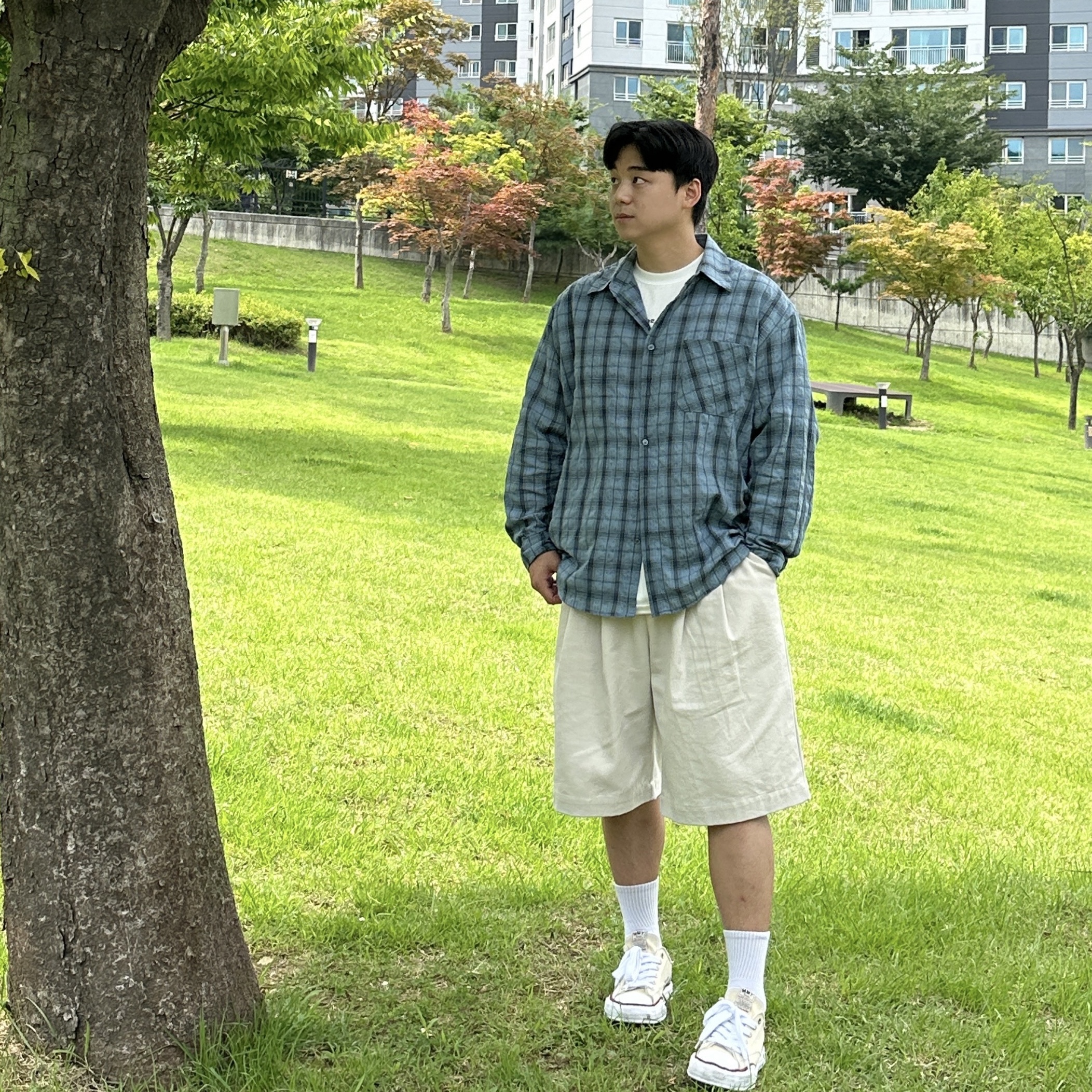Maison Mihara Yasuhiro Peterson OG Sole Canvas Low-top Sneakers Natural 착용 스타일 - 3