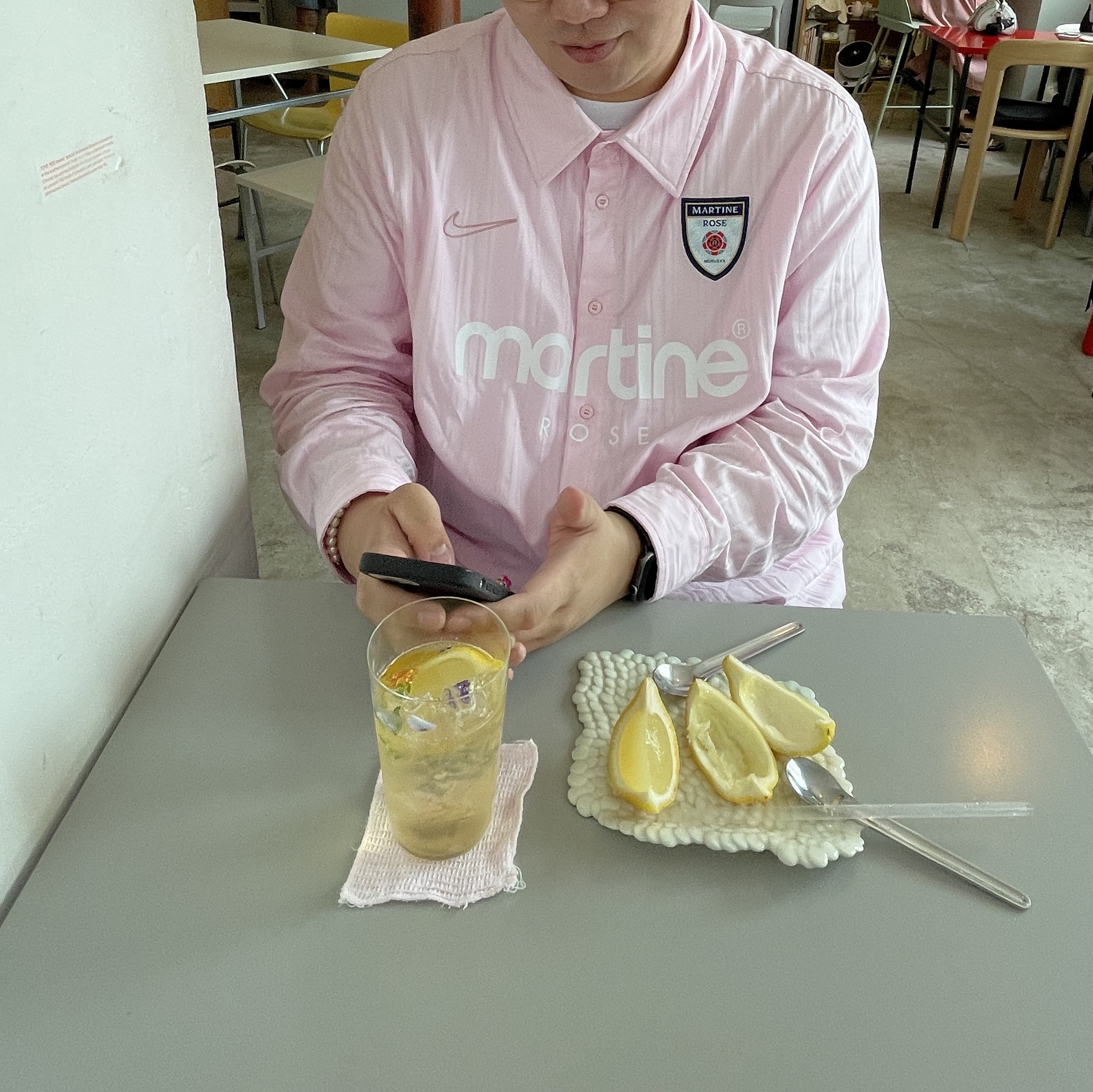 Nike x Martine Rose Dress Shirt Pink Foam - Asia 착용 스타일