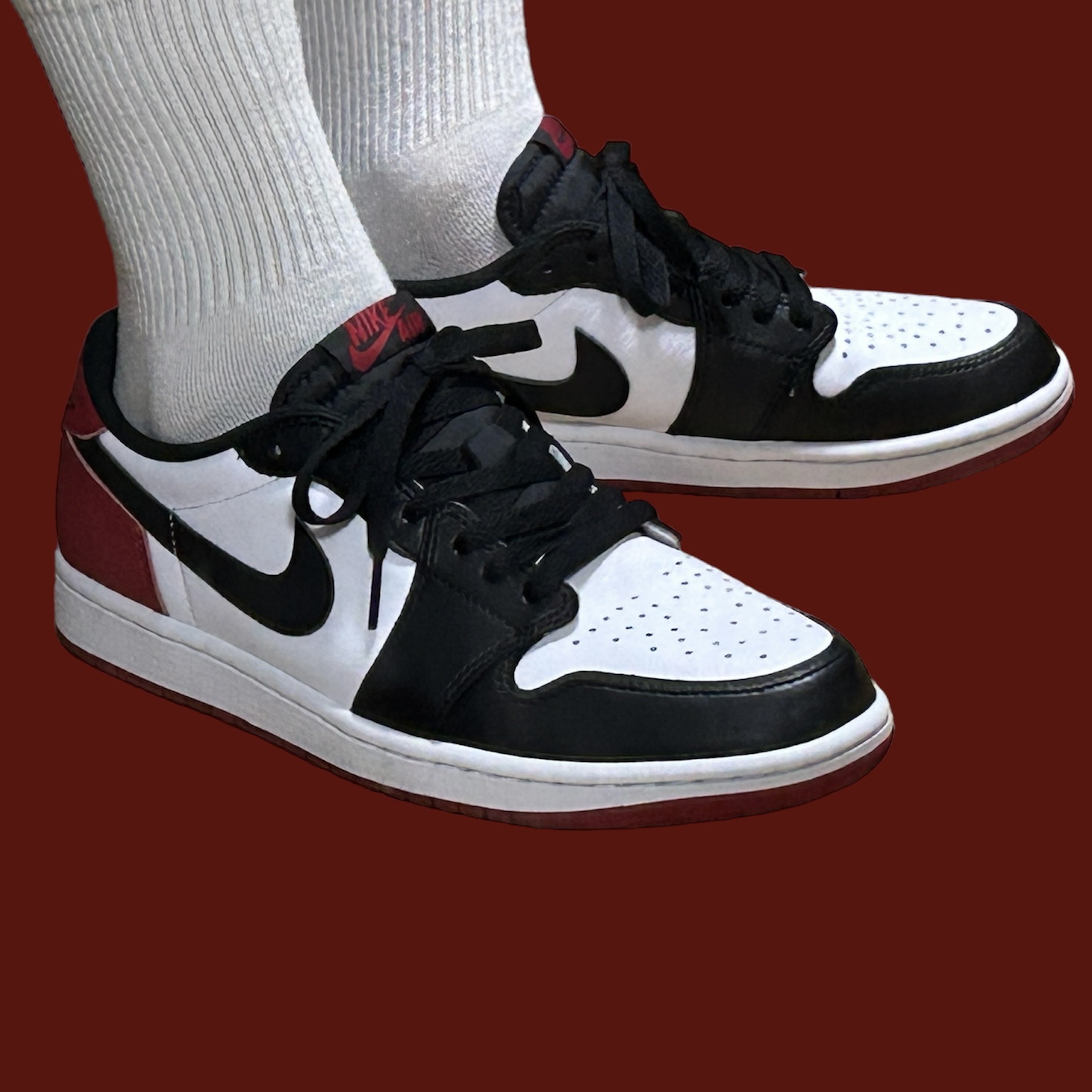 Jordan 1 Retro Low OG Black Toe 착용 스타일 - 2