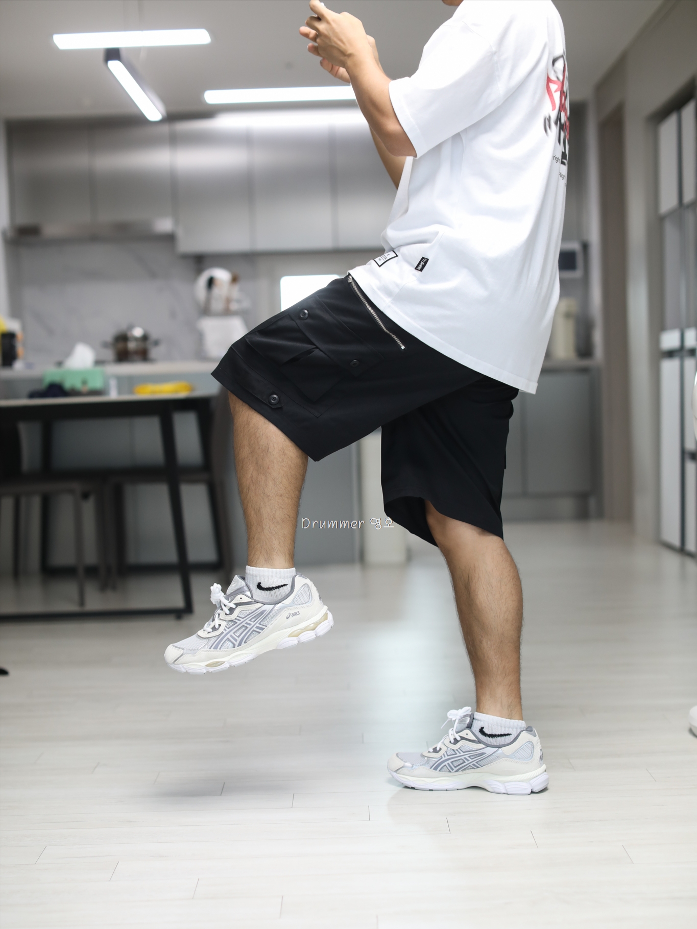 Asics Gel-NYC Concrete Oatmeal 착용 스타일 - 1