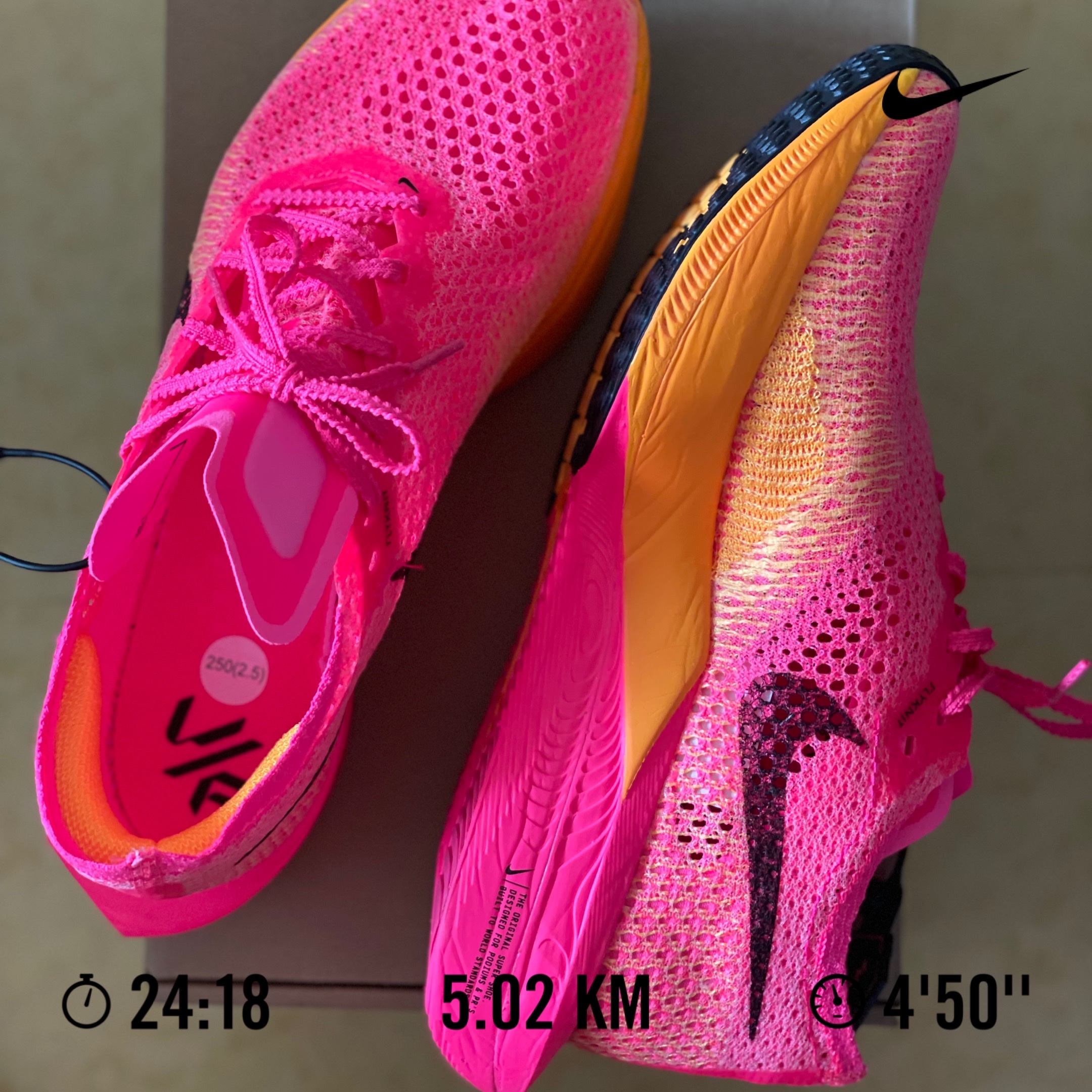 Nike ZoomX Vaporfly Next% 3 Hyper Pink 착용 스타일