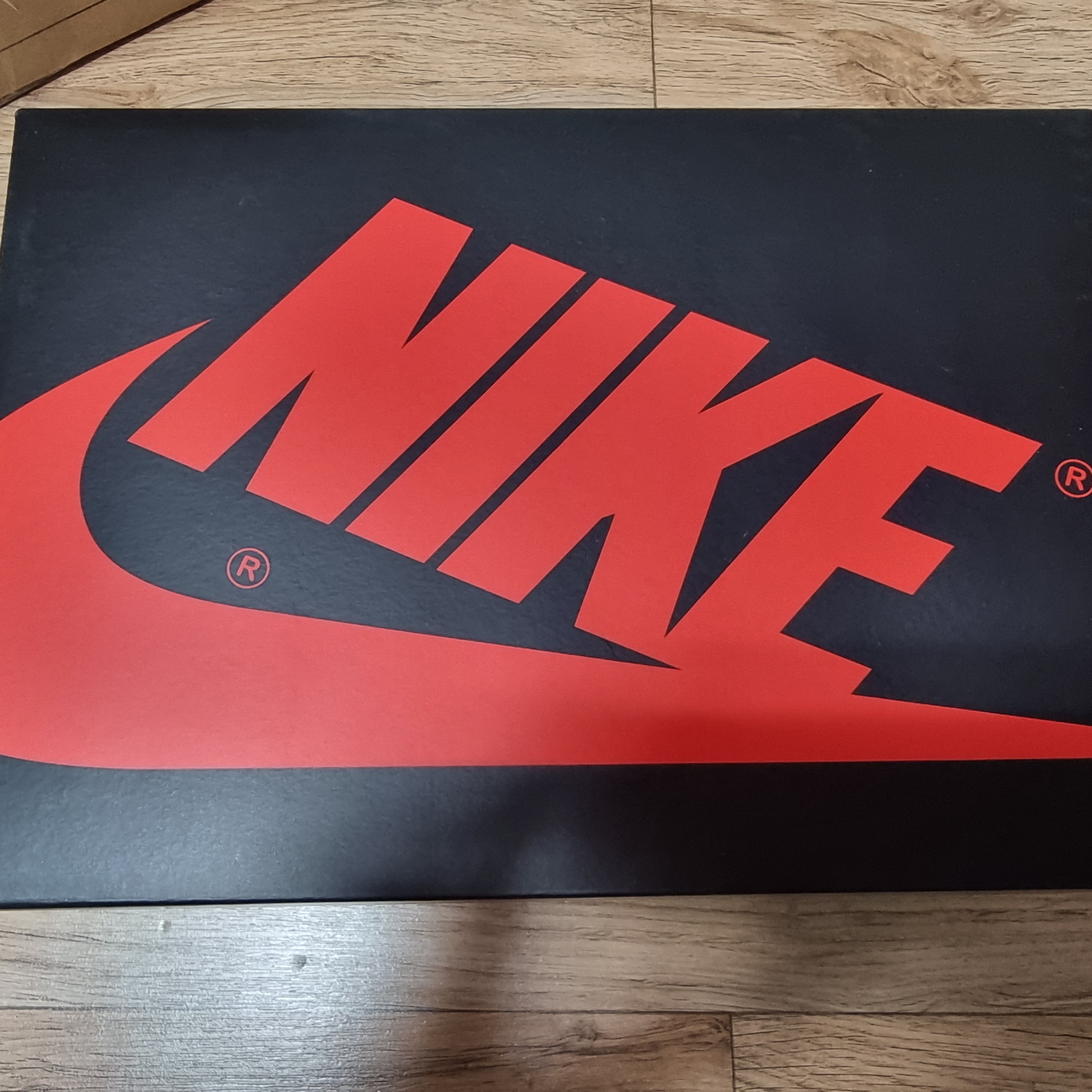 Jordan 1 Retro Low OG Black Toe 착용 스타일 - 1
