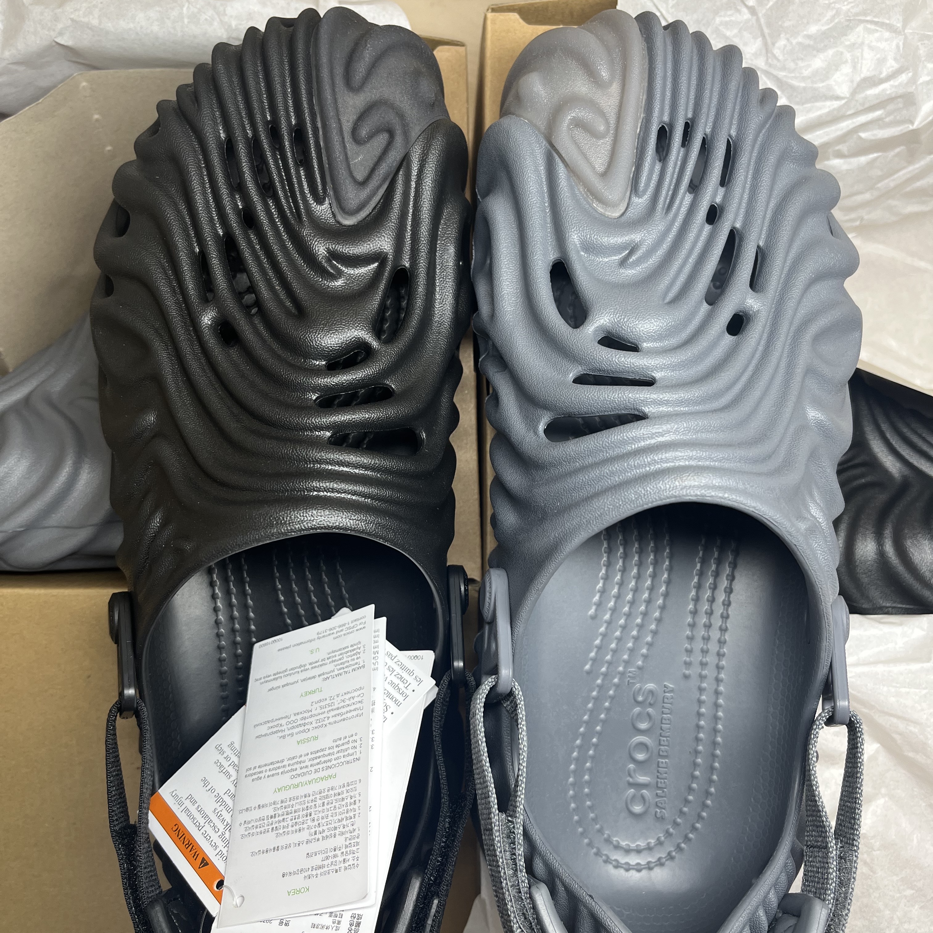 Crocs x Salehe Bembury Pollex Clog Sasquatch, Crocs x Salehe Bembury Pollex Clog Niagara 착용 스타일 - 1