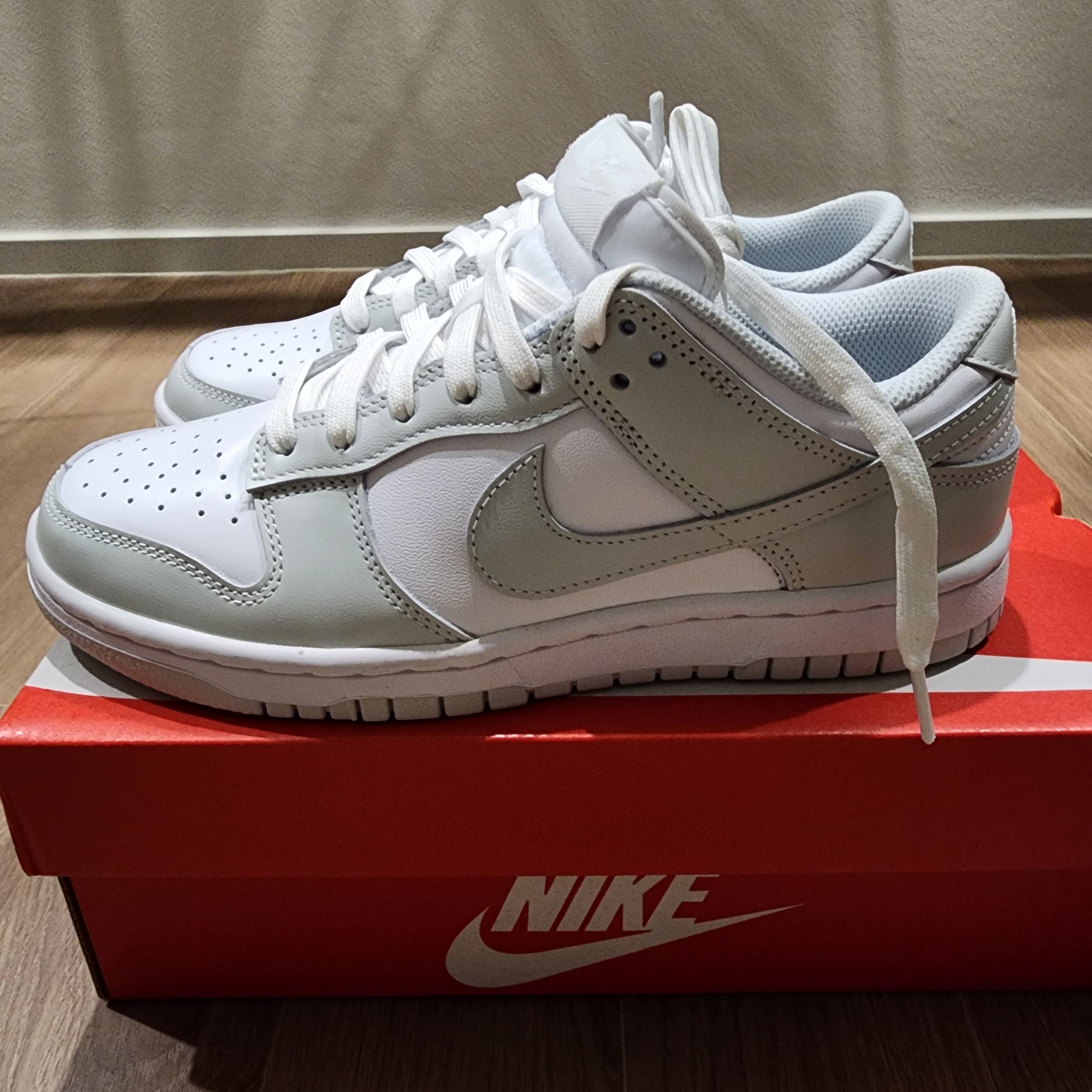 (W) Nike Dunk Low Photon Dust 착용 스타일 - 2