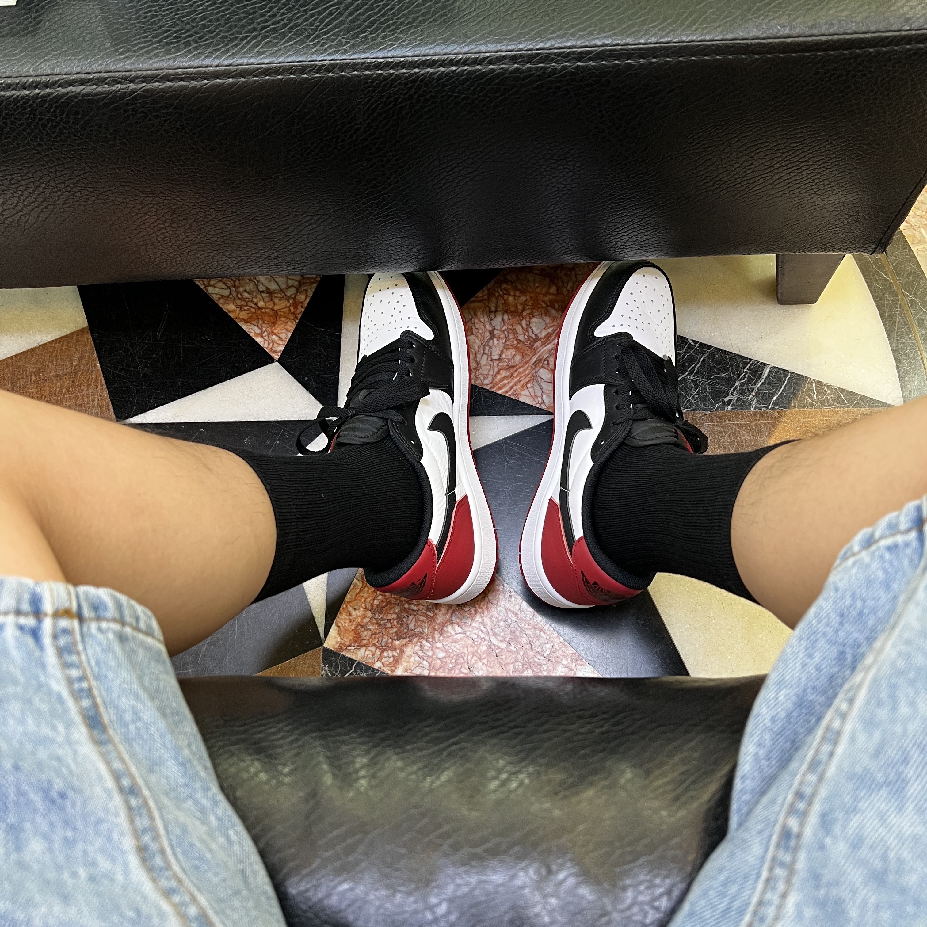 Jordan 1 Retro Low OG Black Toe 착용 스타일