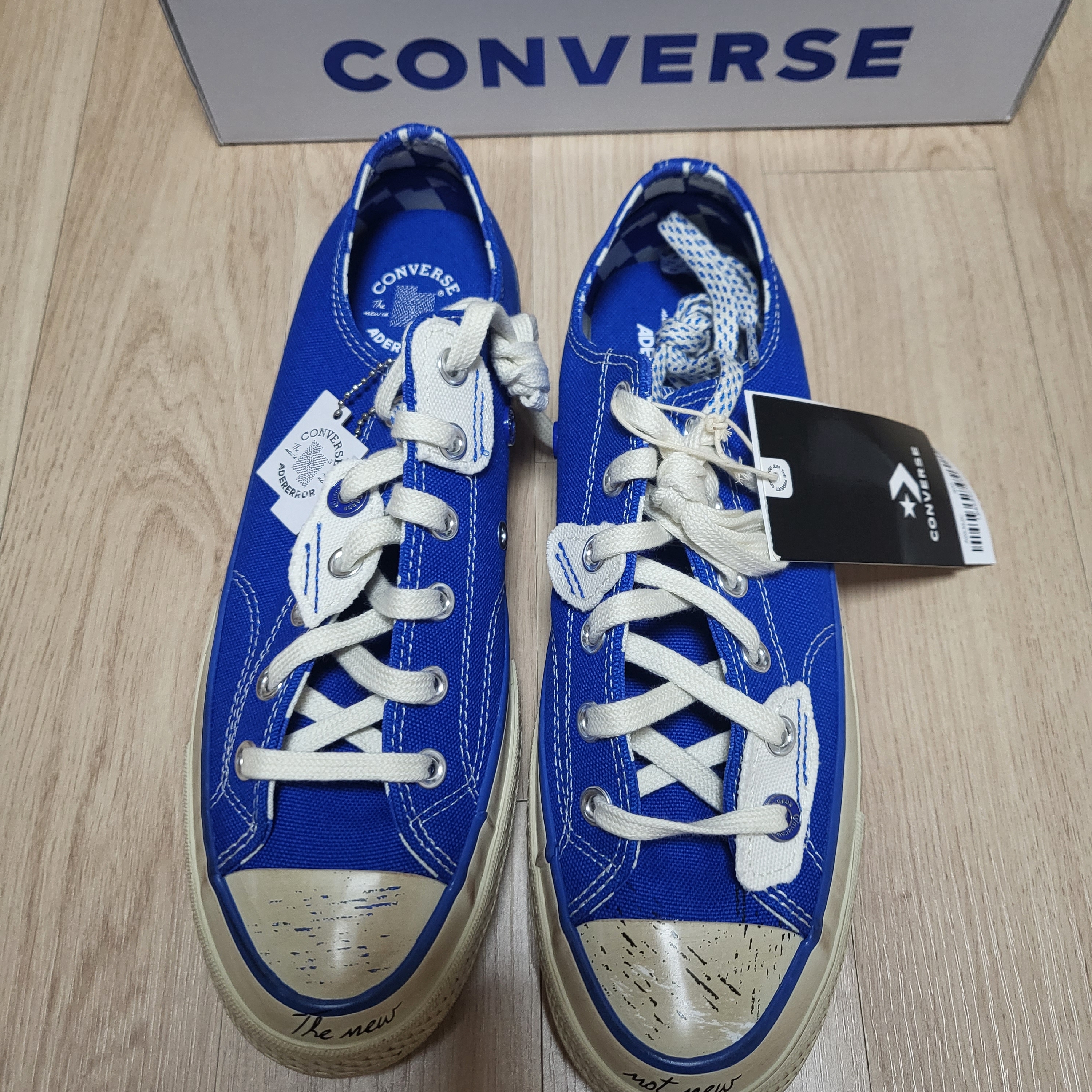 Converse x Ader Error Chuck 70 Ox Imperial Blue 착용 스타일 - 3