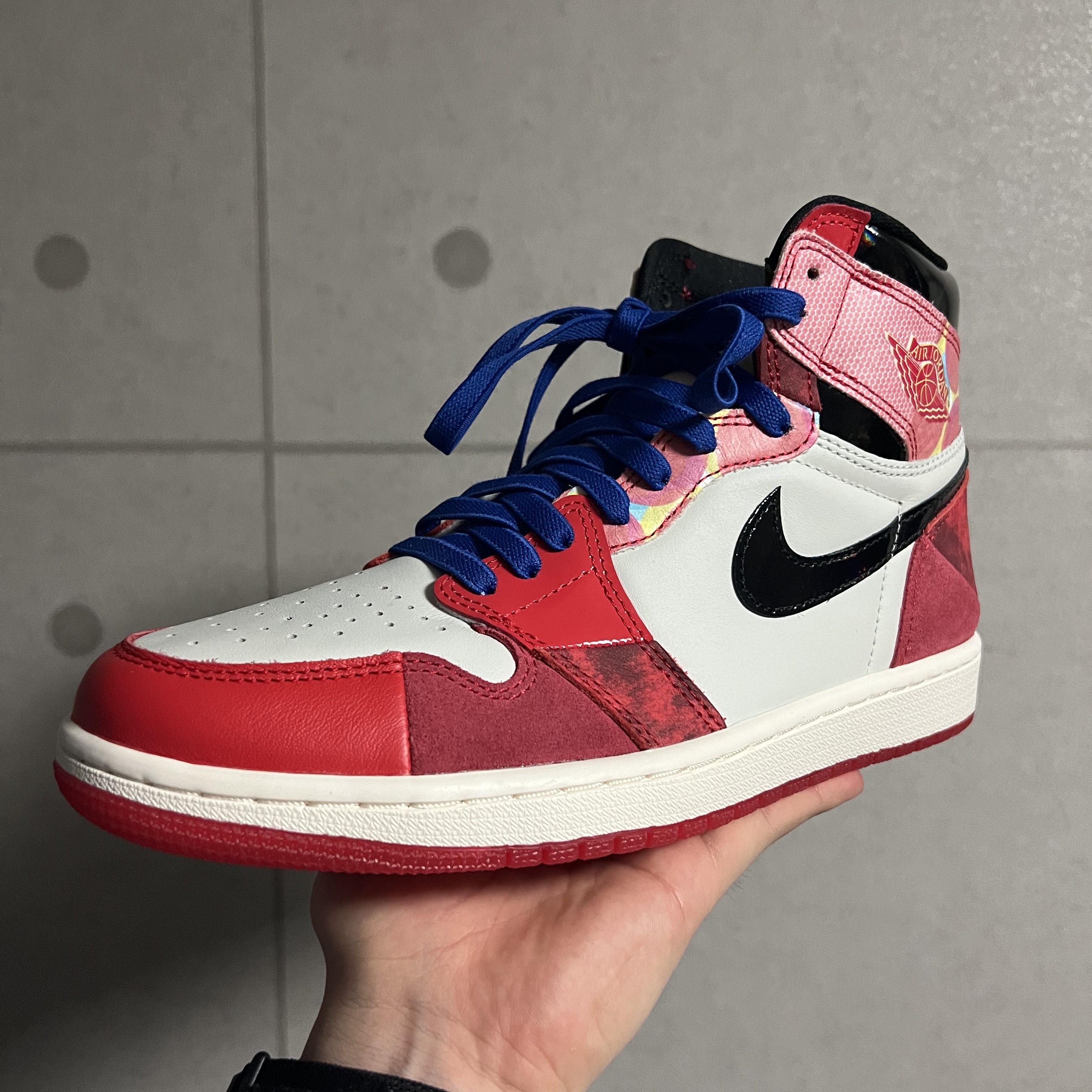 Jordan 1 Retro High Spider-Man Next Chapter 착용 스타일 - 3