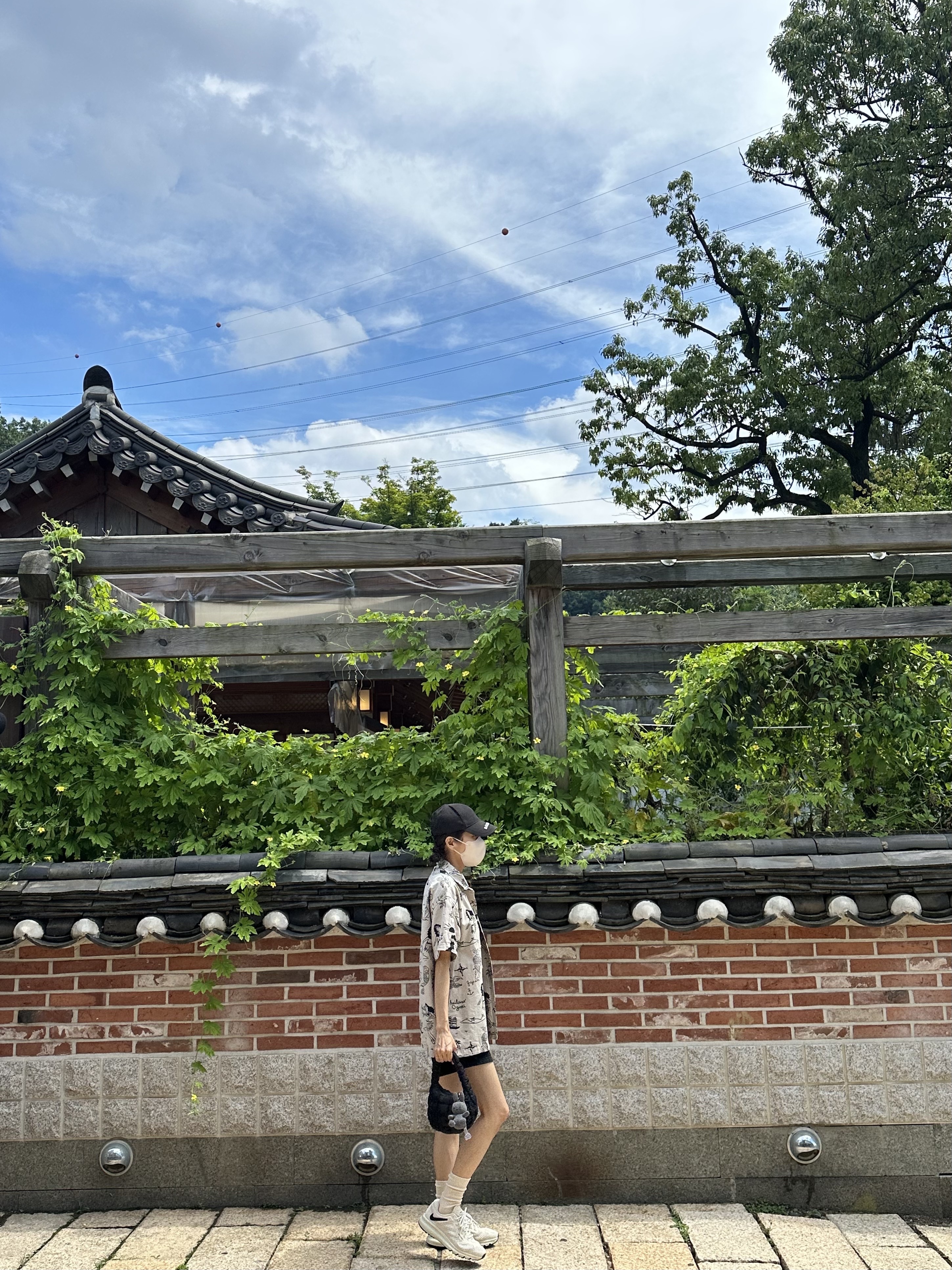 COS Quilted Micro Bag Black, Nike x Stussy Air Max 2013 Fossil 착용 스타일 - 1