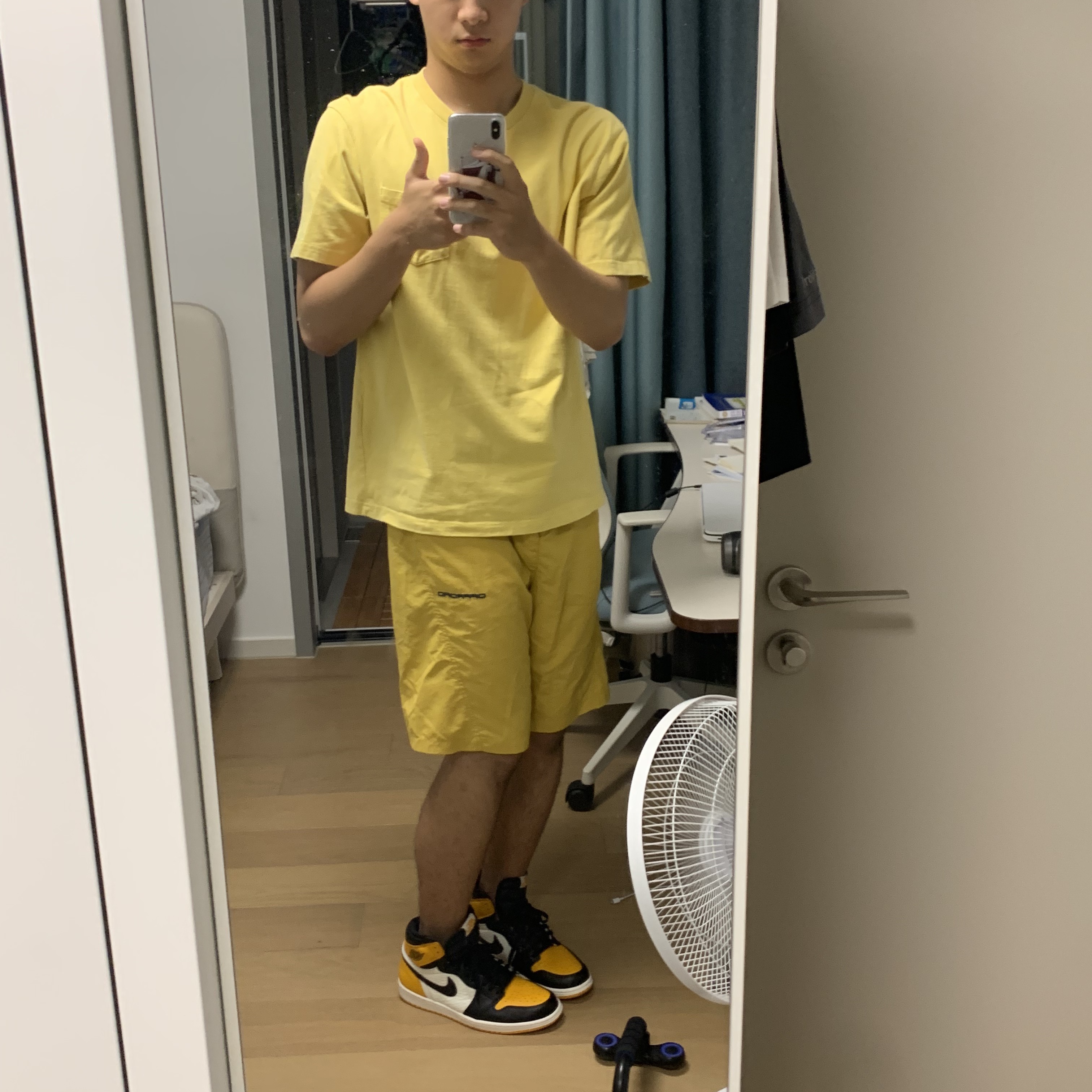 Jordan 1 Retro High OG Taxi 착용 스타일