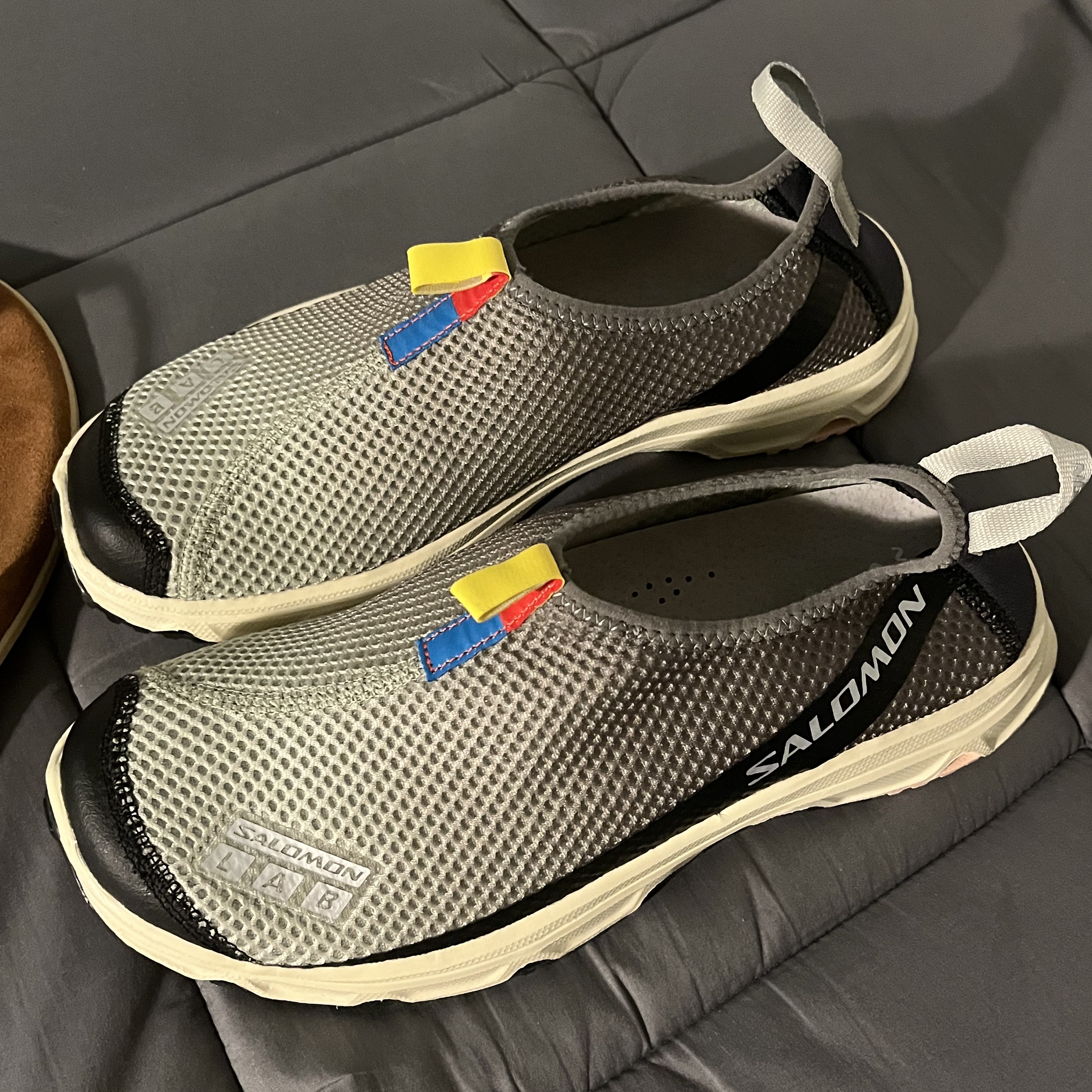 Salomon RX Moc 3.0 Pewter Desert 착용 스타일 - 1