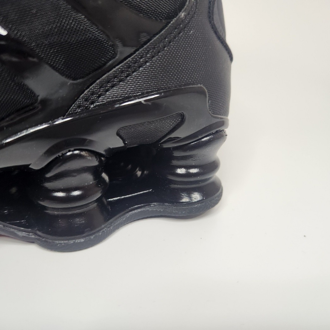 (W) Nike Shox TL Black and Max Orange 착용 스타일 - 3