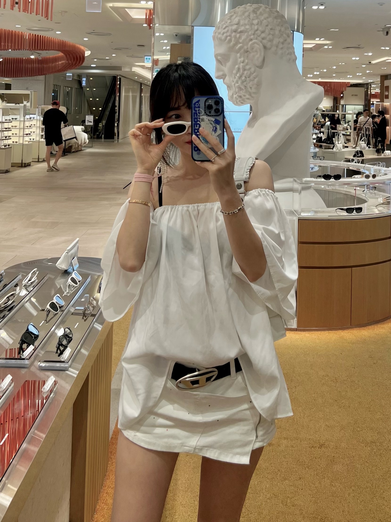 Gentle Monster x Maison Margiela MM005 White Black, Casetify x Ader Error iPhone Sticker Magsafe Case Clear 착용 스타일