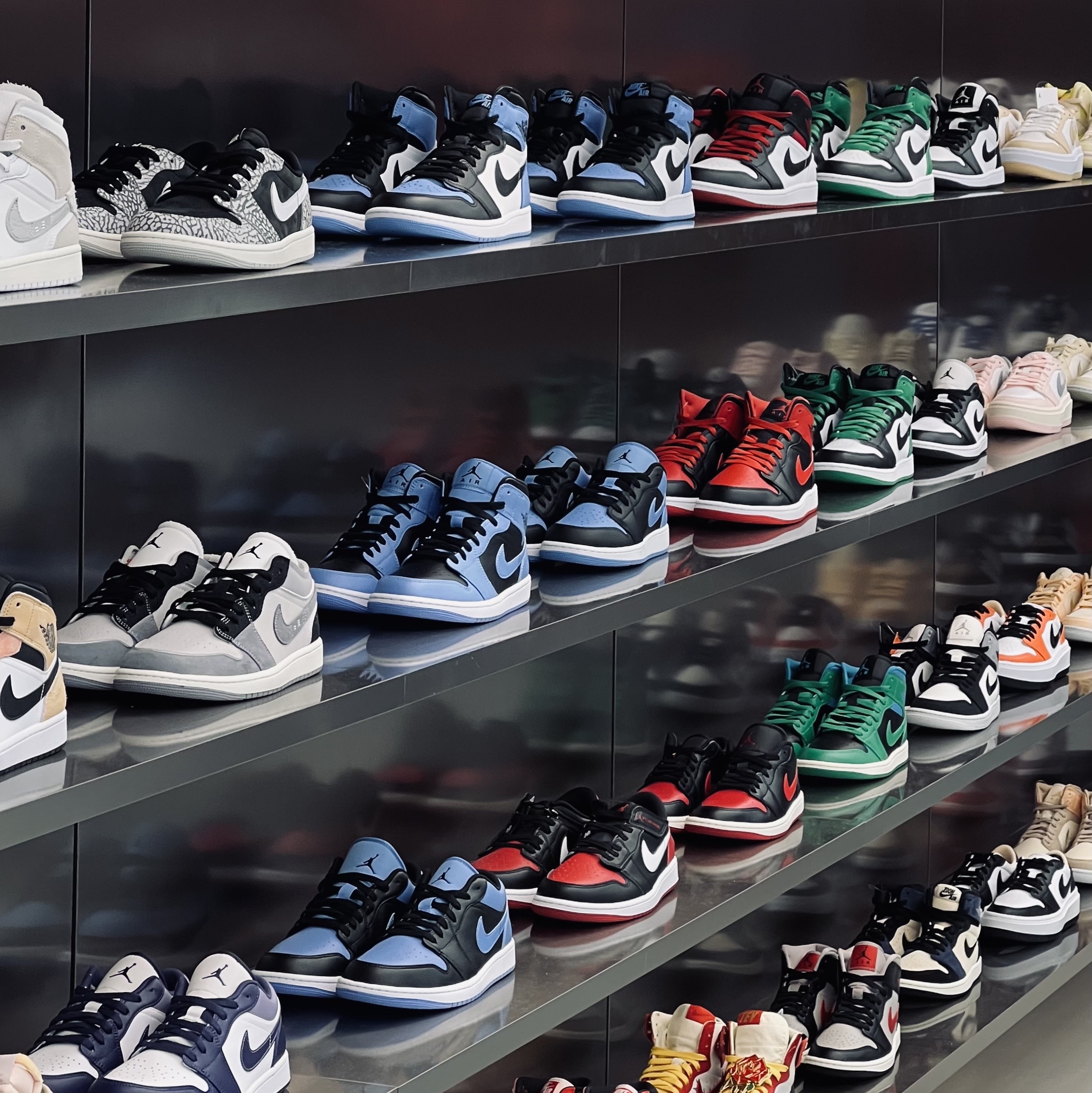 (W) Jordan 1 Low Black and White, (W) Jordan 1 Mid White Black μ°©μ© μ€νμΌ - 5