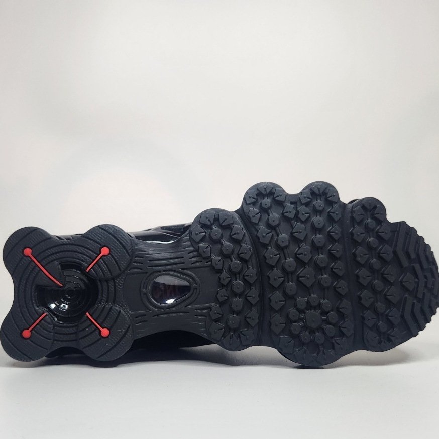 (W) Nike Shox TL Black and Max Orange 착용 스타일 - 2