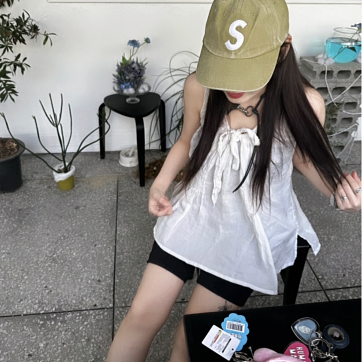 Supreme Pigment Canvas S Logo 6-Panel Olive - 23SS, (W) Jordan 1 x Travis Scott Retro Low OG SP Medium Olive 착용 스타일 - 2