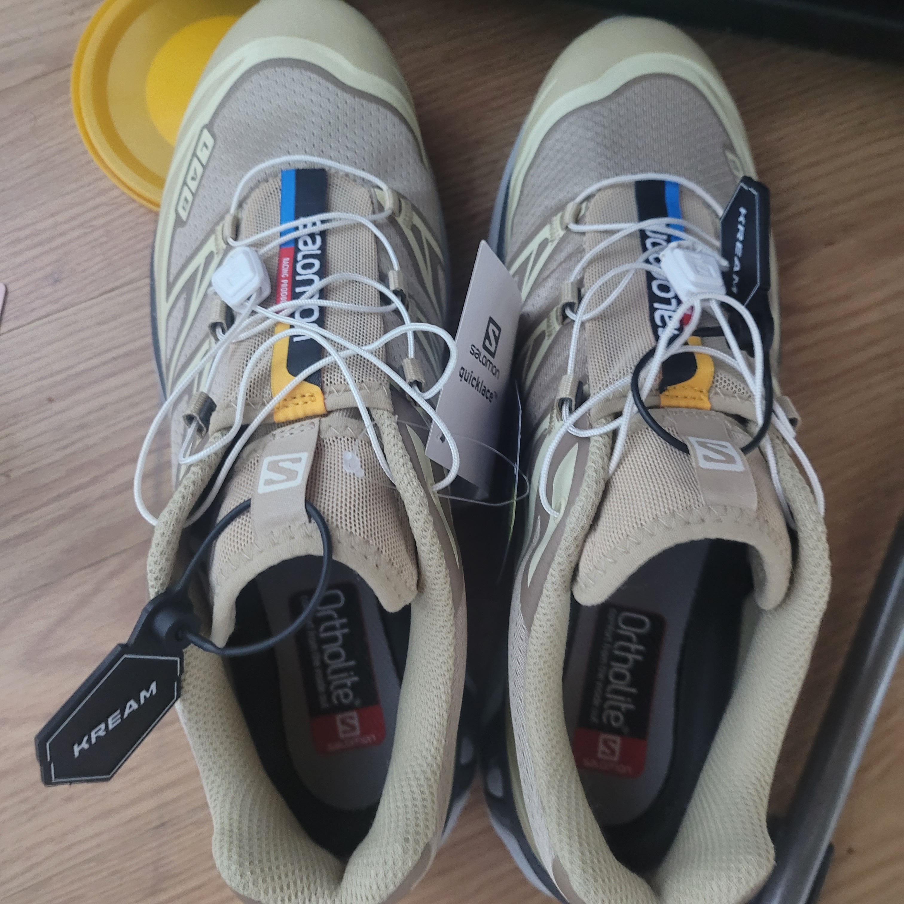 Salomon XT-6 Clear Safari Vanila Ice 착용 스타일