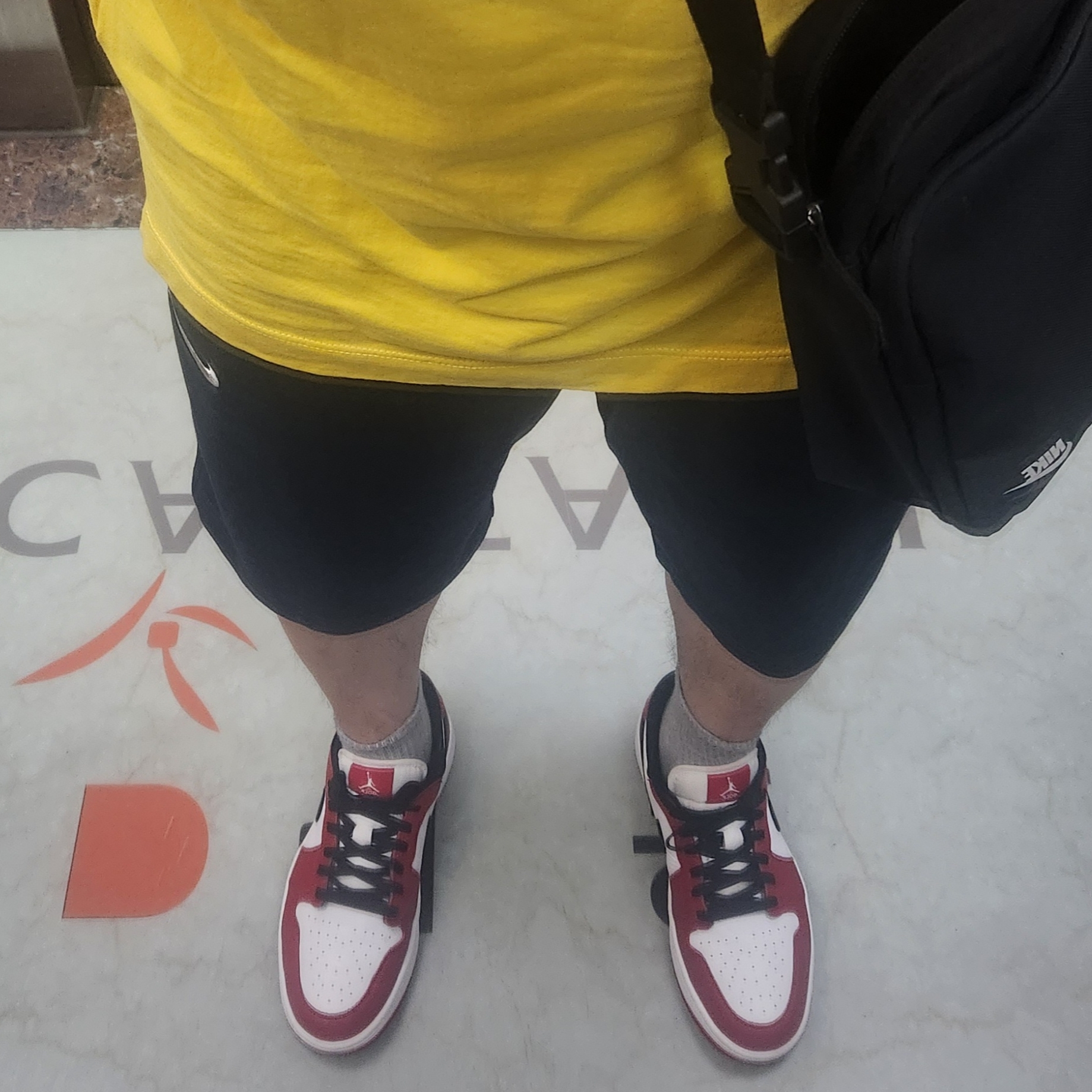 Jordan 1 Low Golf Chicago 착용 스타일