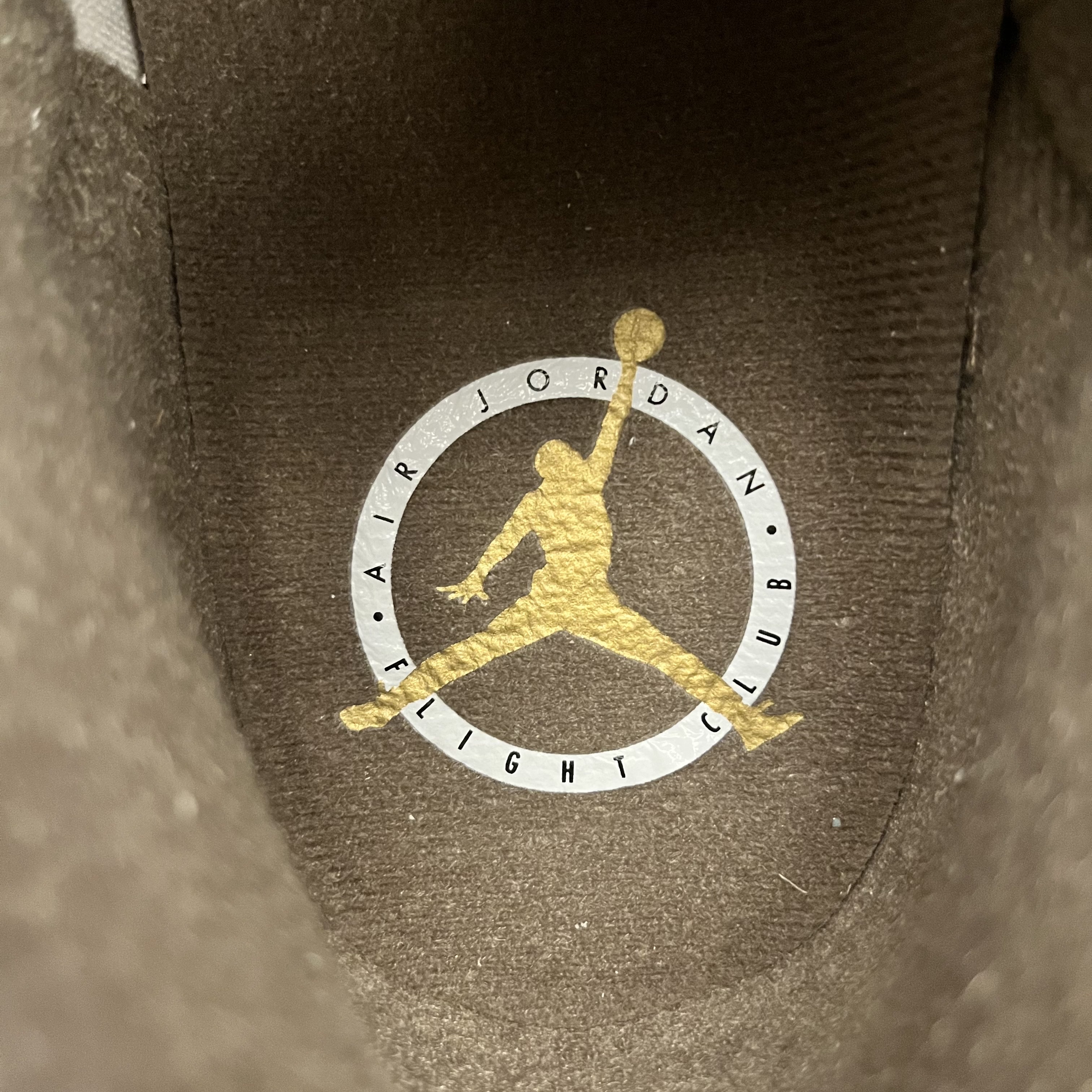 Jordan 3 Retro Orewood Brown 착용 스타일 - 3