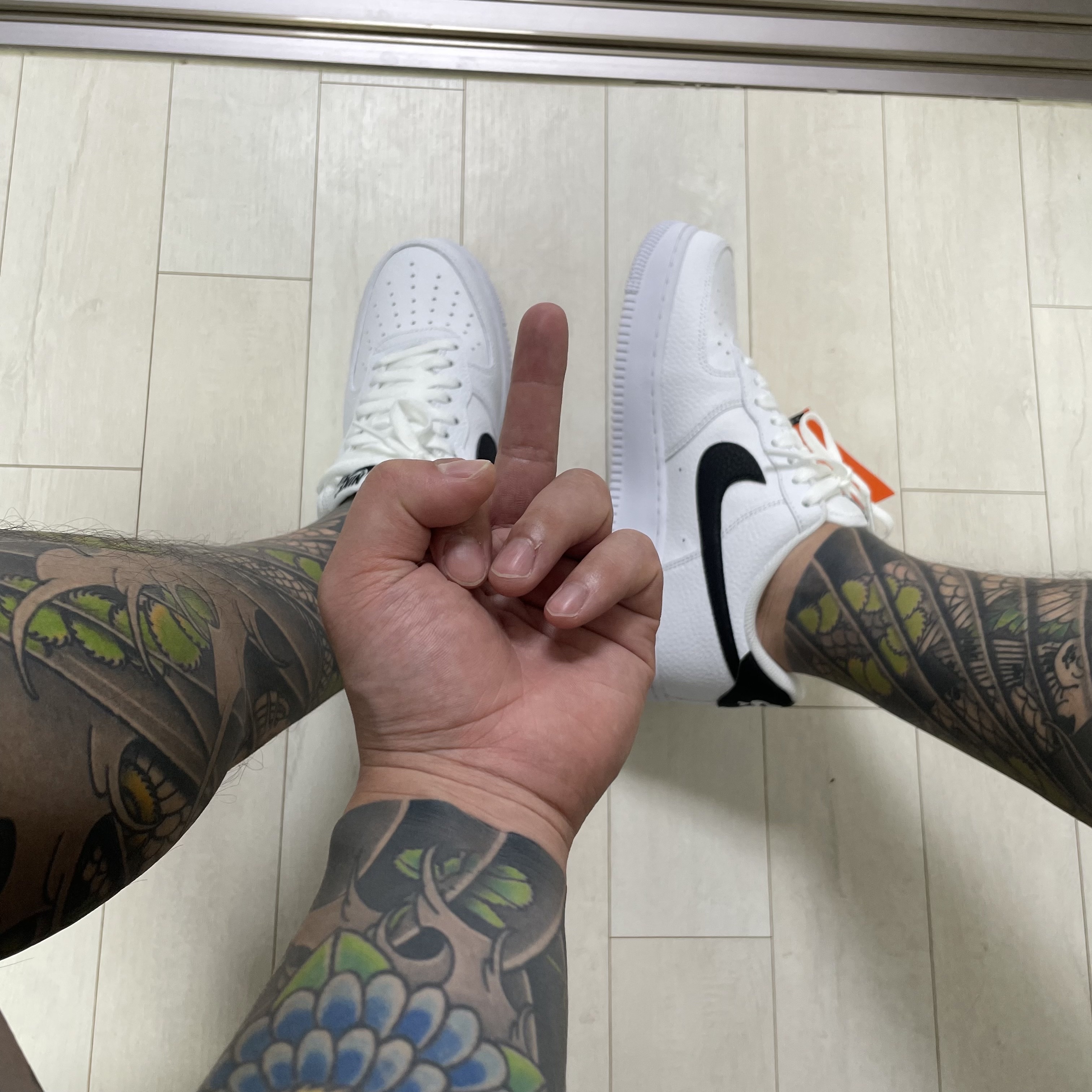 Nike Air Force 1 '07 White Black 착용 스타일