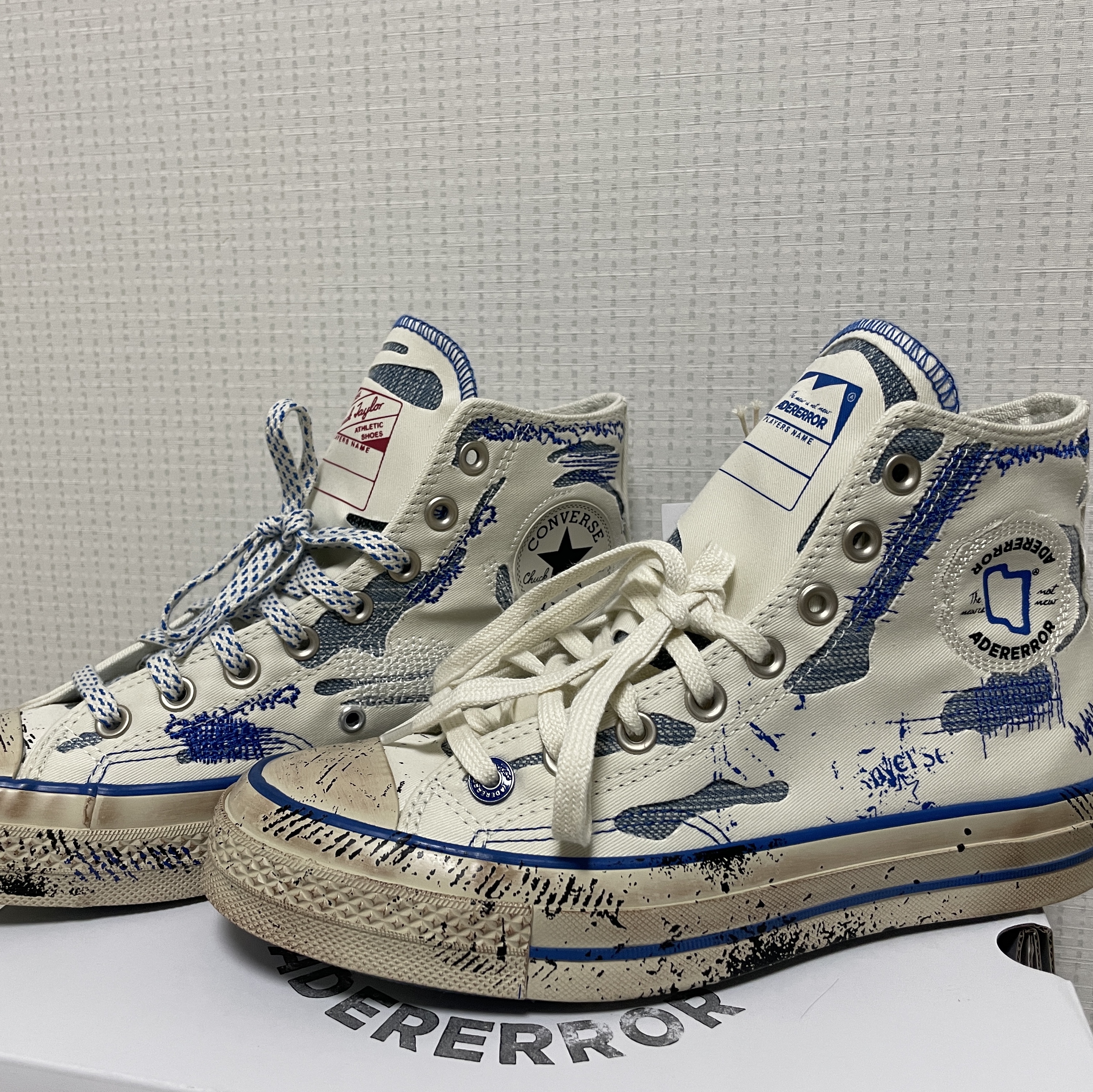 Converse x Ader Error Chuck 70 High White 착용 스타일 - 5