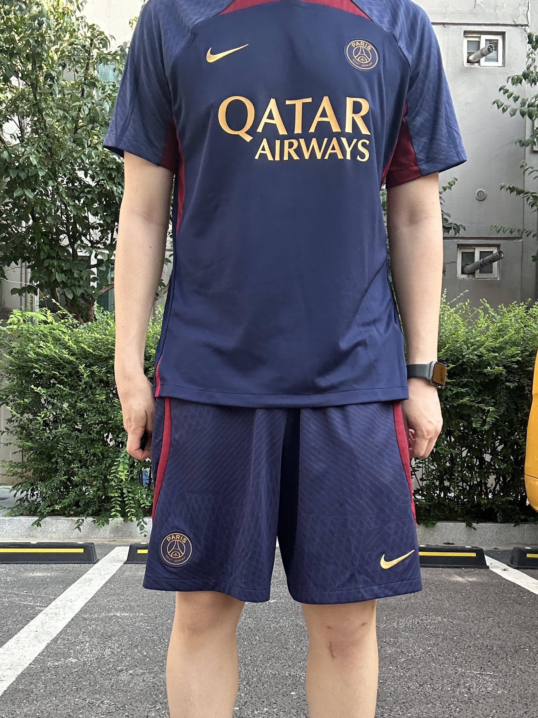Nike Paris Saint-Germain Dri-Fit Strike Knit Soccer Top Blackened Blue (Non Marking Ver.) 착용 스타일