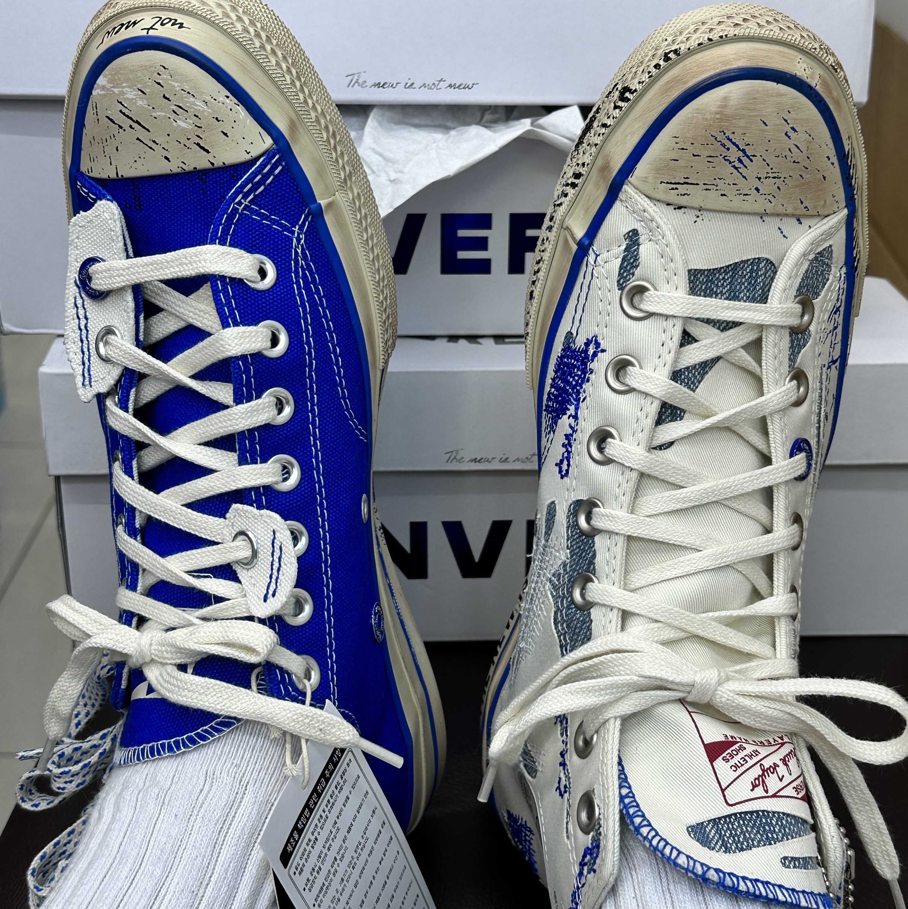 Converse x Ader Error Chuck 70 Ox Imperial Blue, Converse x Ader Error Chuck 70 High White 착용 스타일