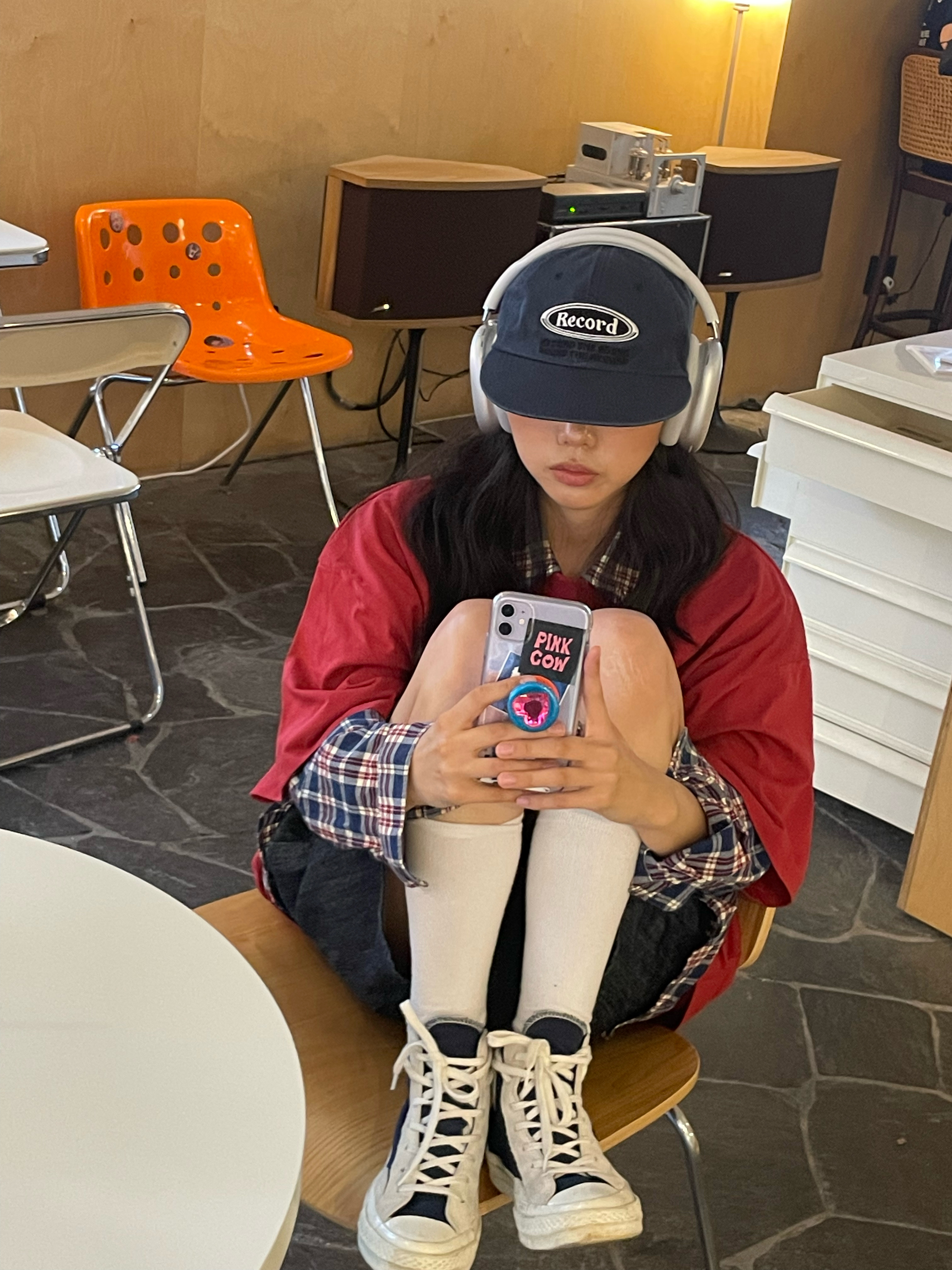 Converse Chuck 70 High Final Club Dark Navy 착용 스타일 - 2