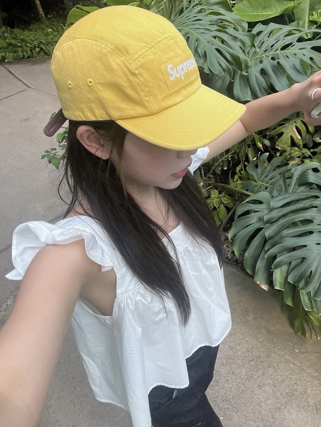 Supreme Washed Chino Twill Camp Cap Yellow - 23SS, Asics x Cecilie Bahnsen GT-2160 White 착용 스타일 - 2