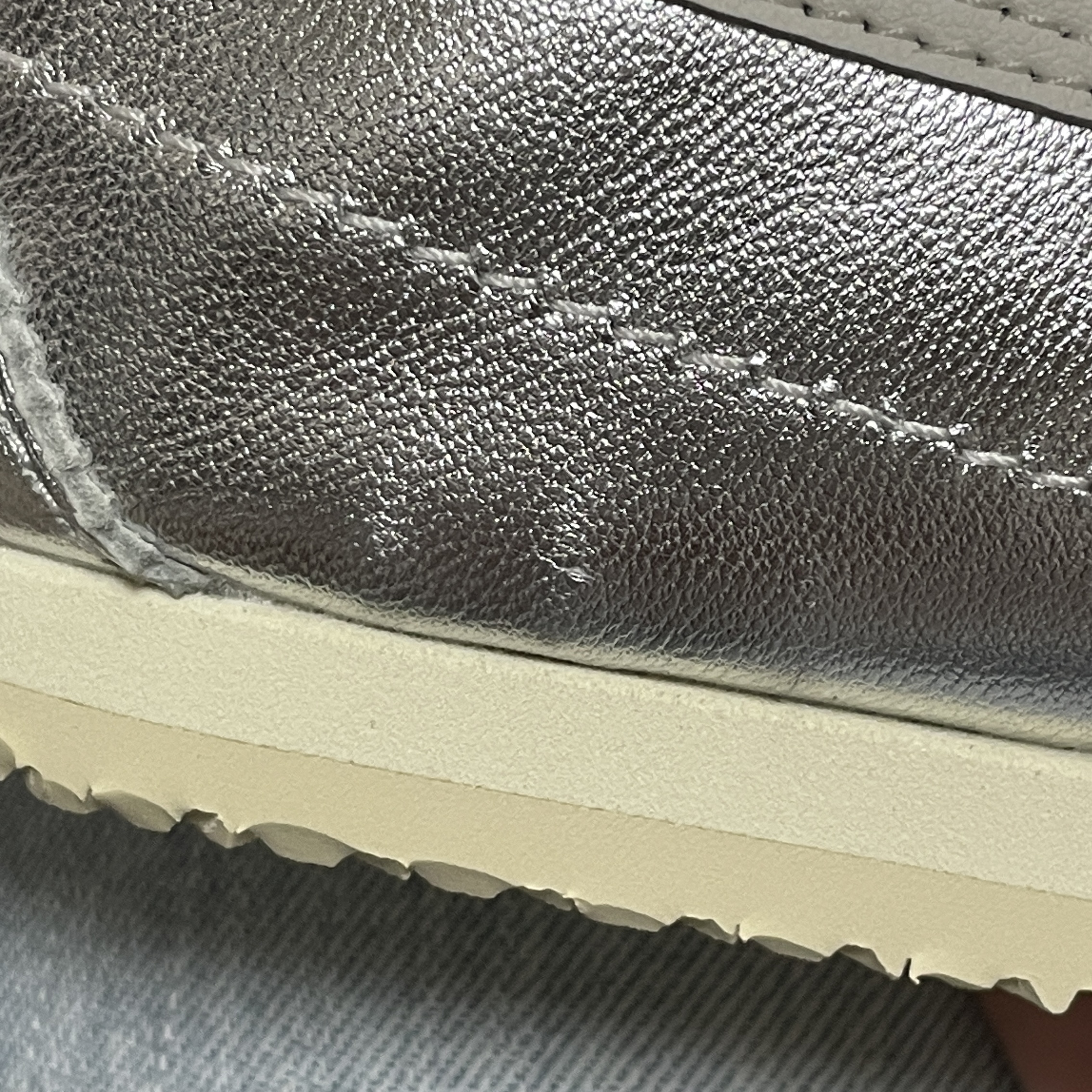 Onitsuka Tiger Mexico 66 White Silver 착용 스타일 - 2