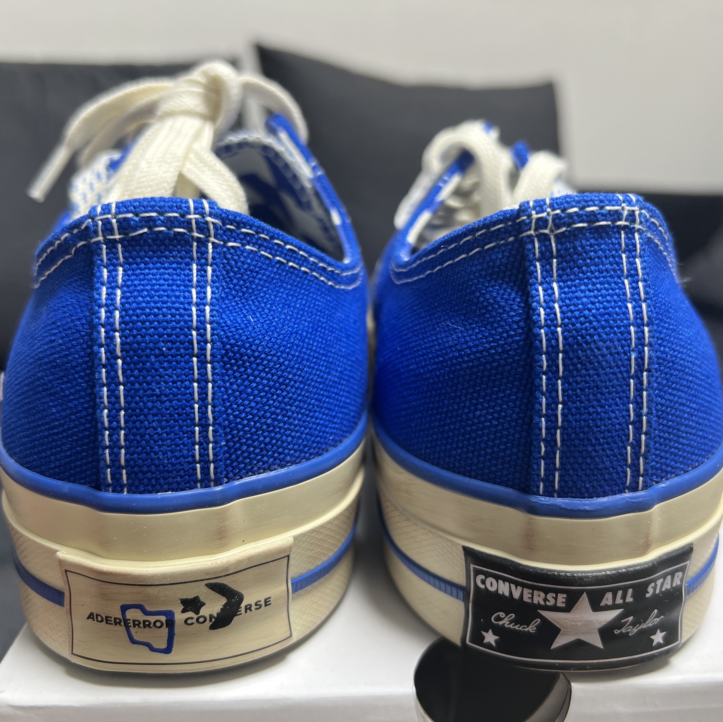 Converse x Ader Error Chuck 70 Ox Imperial Blue 착용 스타일 - 3