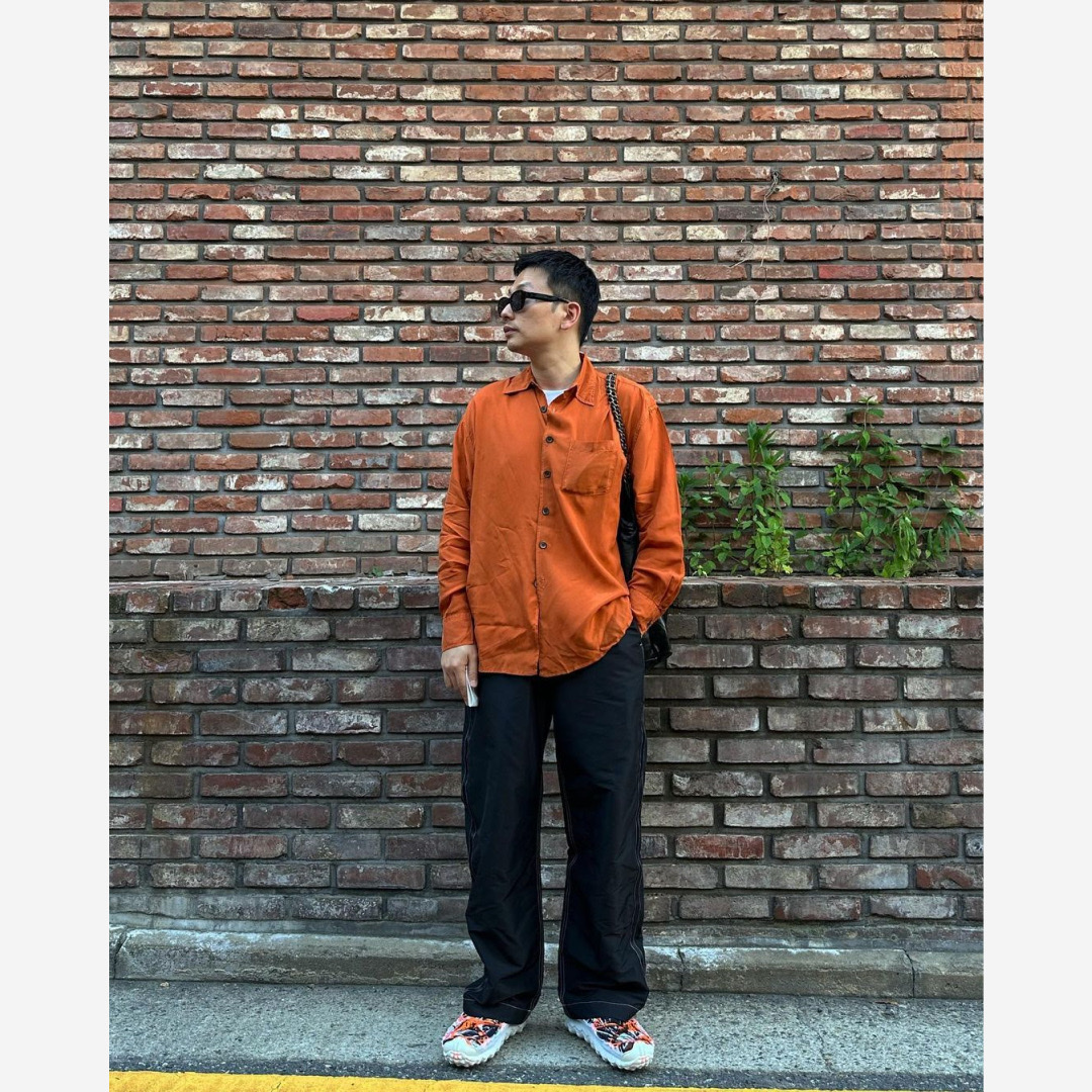 Nike ISPA Mindbody White and Total Orange 착용 스타일 - 2