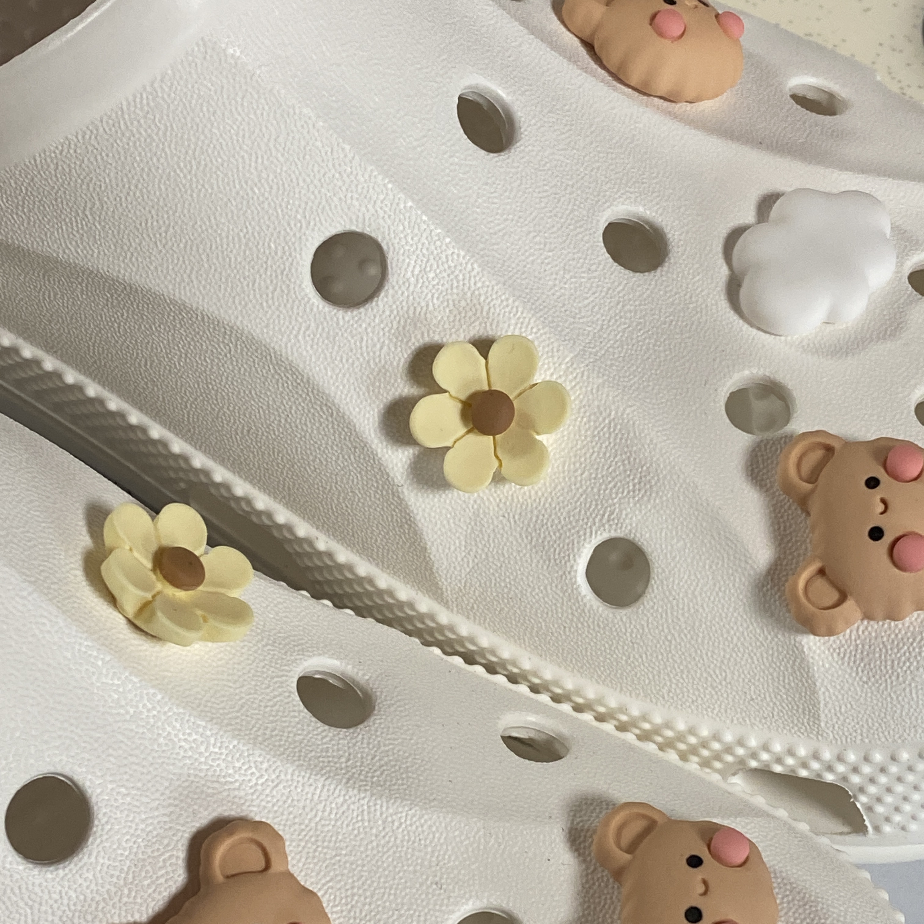 Crocs Baya Clog White 착용 스타일