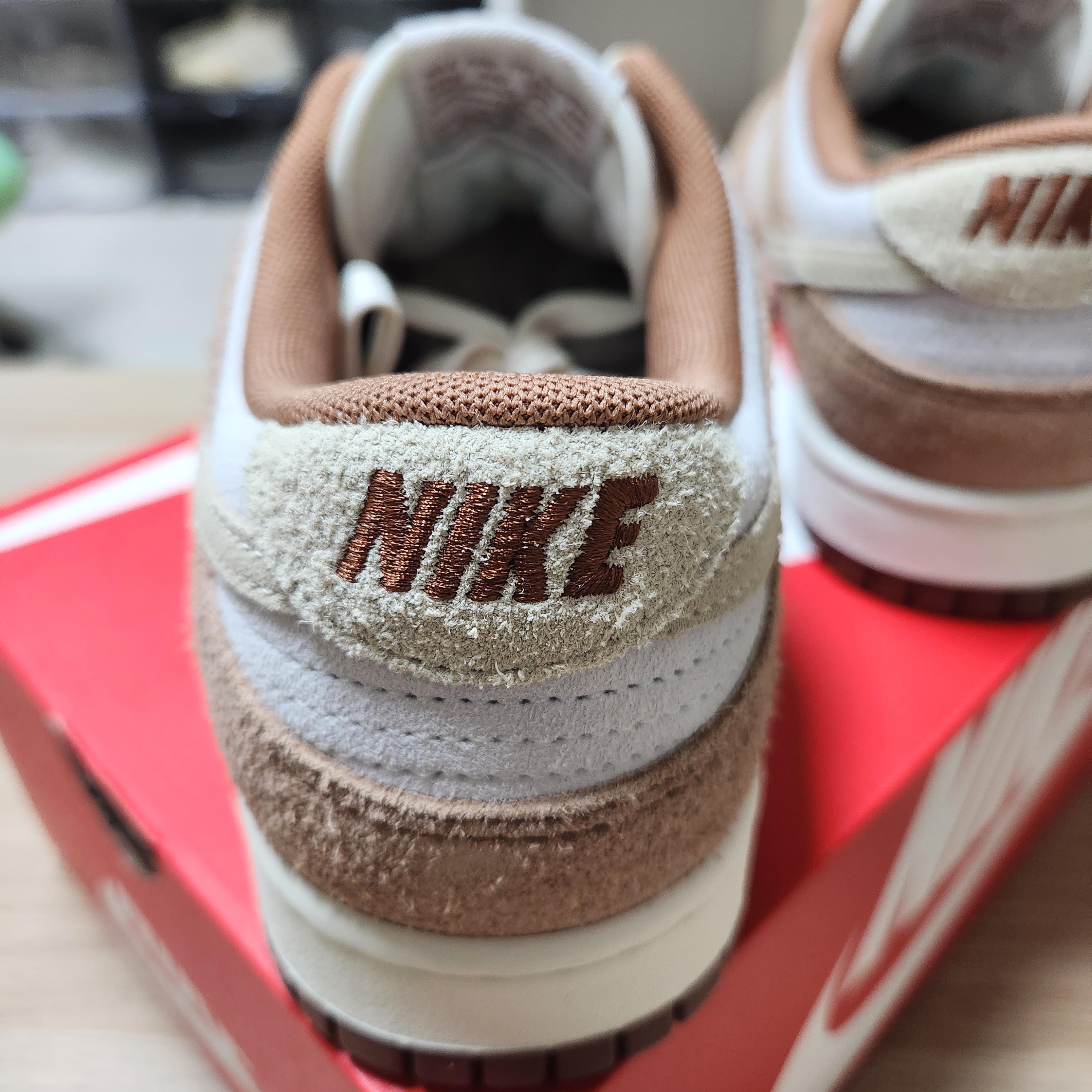 Nike Dunk Low Pro Premium Medium Curry 착용 스타일 - 4