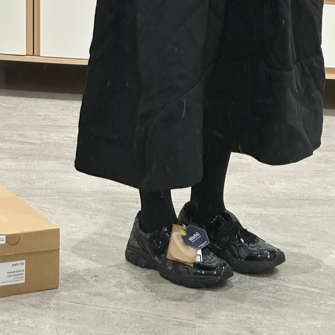 Asics x Cecilie Bahnsen GT-2160 Black 착용 스타일 - 2