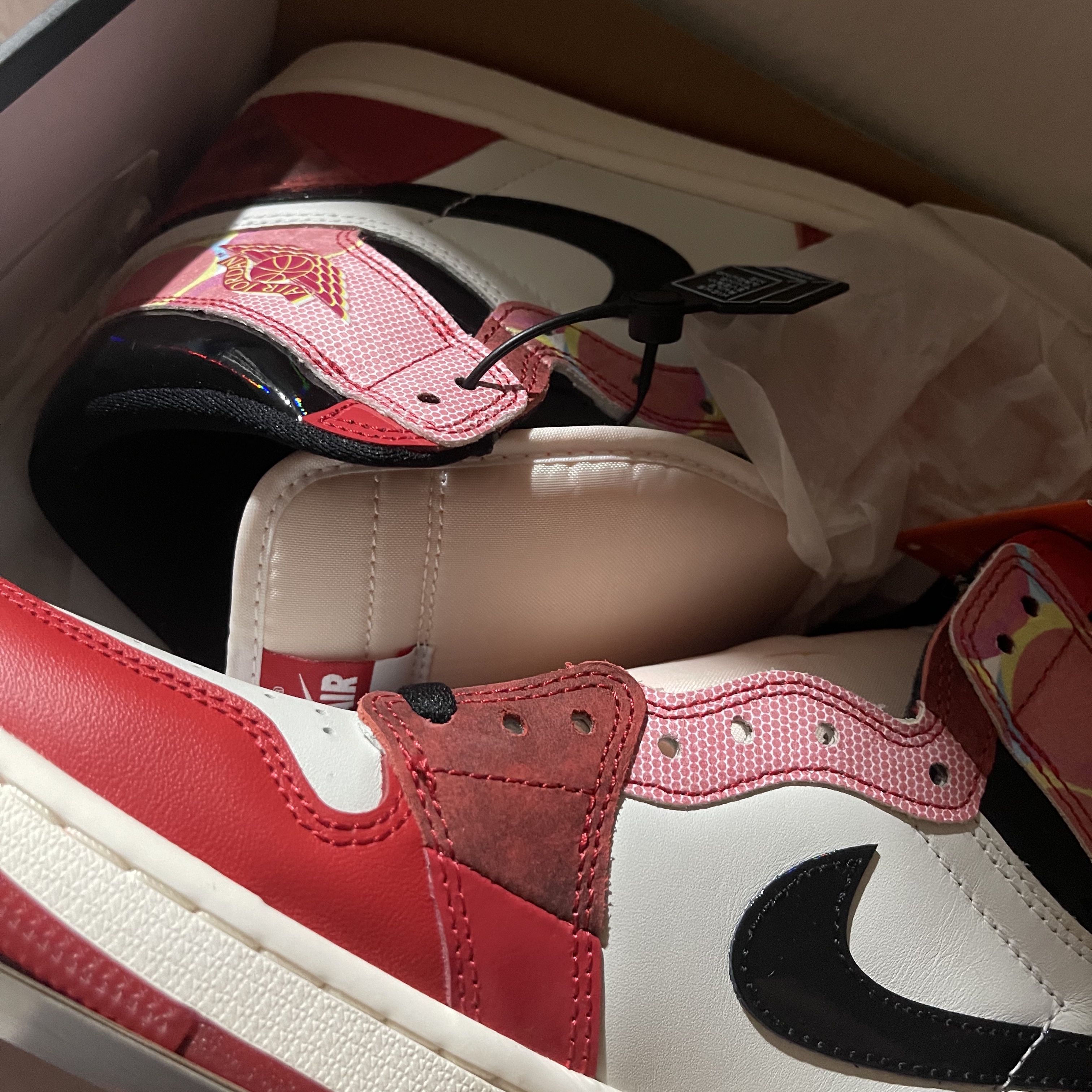 Jordan 1 Retro High Spider-Man Next Chapter 착용 스타일