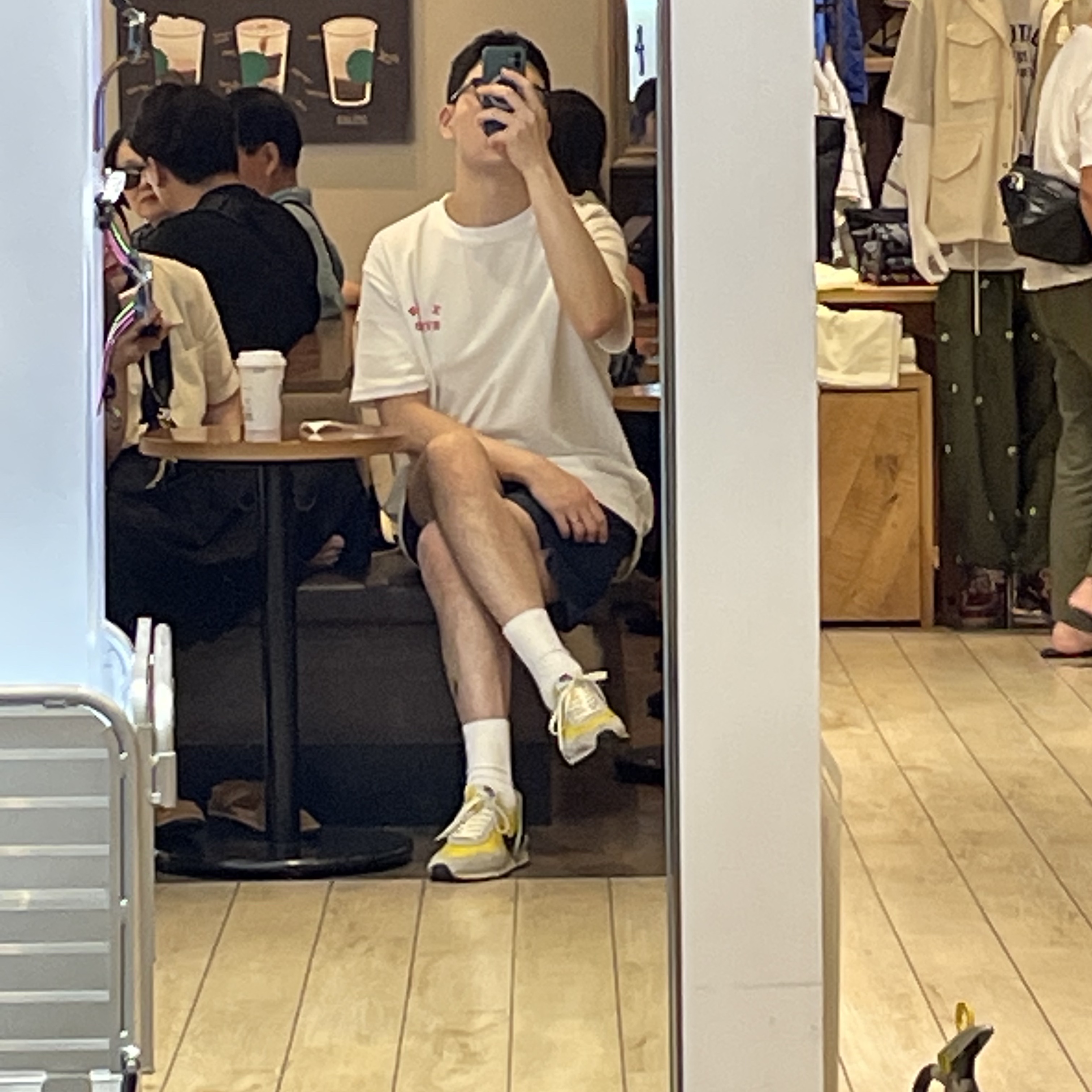IAB Studio T-Shirt White - The Hyundai Seoul Exclusive, Nike x Undercover Daybreak Bright Citron 착용 스타일