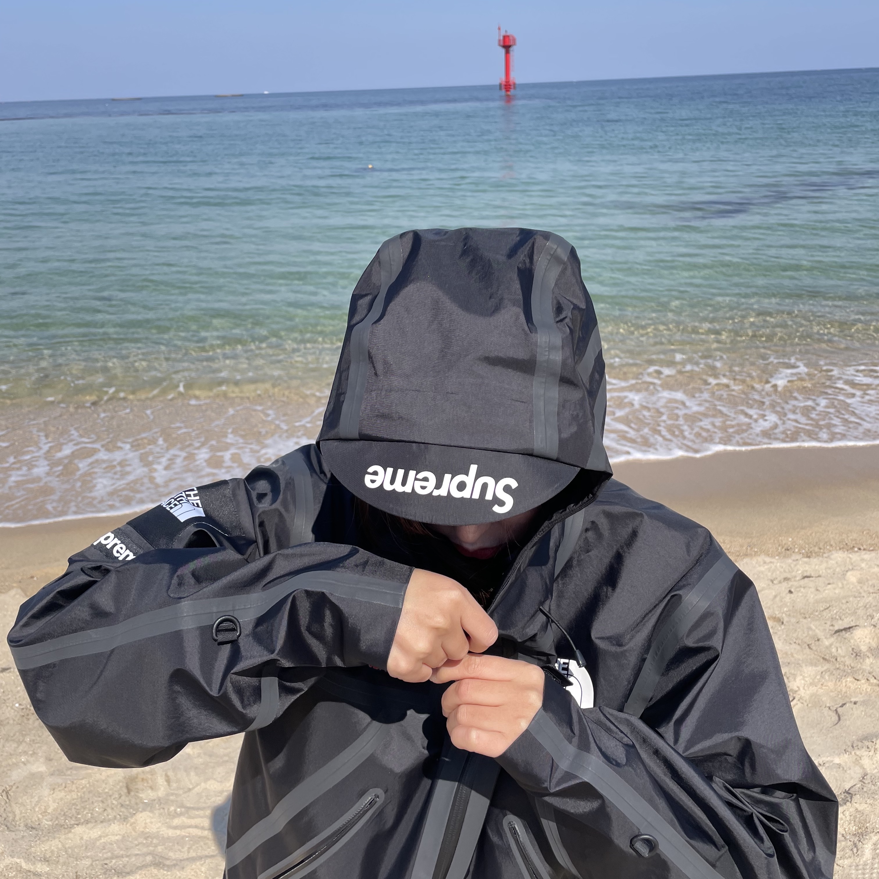 Supreme x The North Face Summit Series Outer Tape Seam Jacket Black - 21SS 착용 스타일