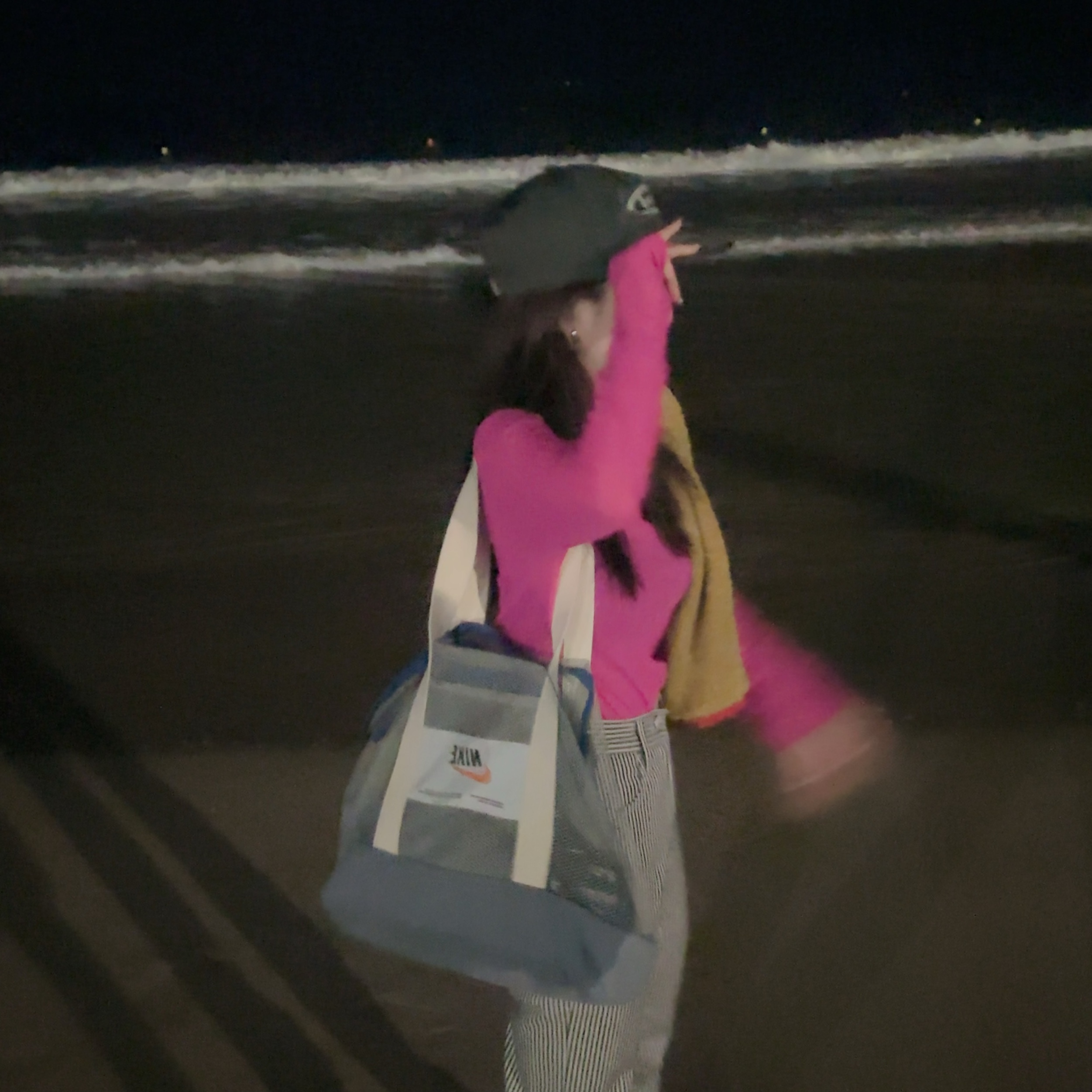 Nike Member Days Summer Mesh Bag 착용 스타일 - 3