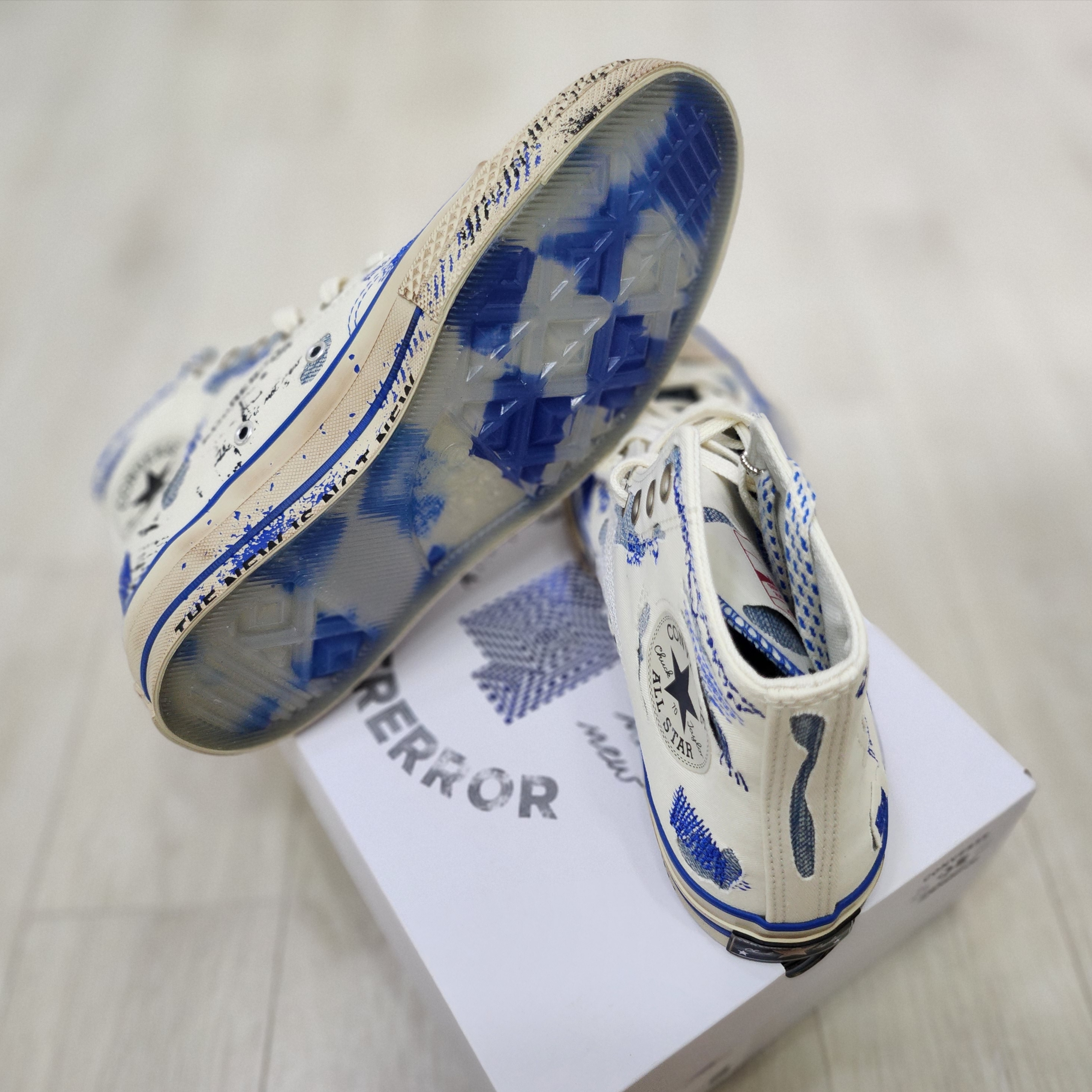 Converse x Ader Error Chuck 70 High White 착용 스타일 - 5