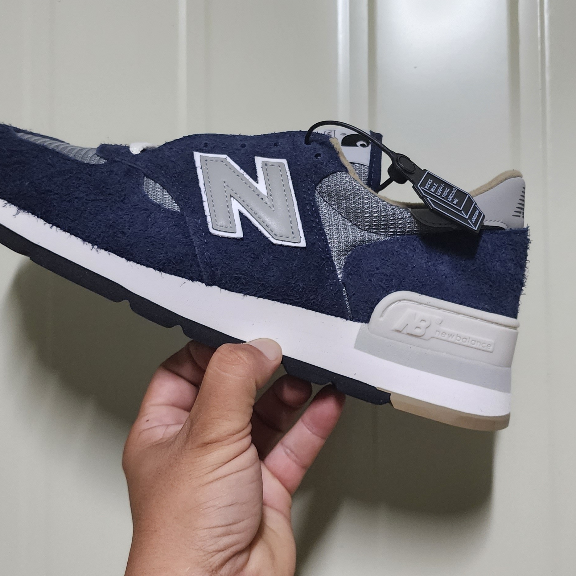 New Balance x Carhartt WIP 990v1 Made in USA Sculpture Center 착용 스타일