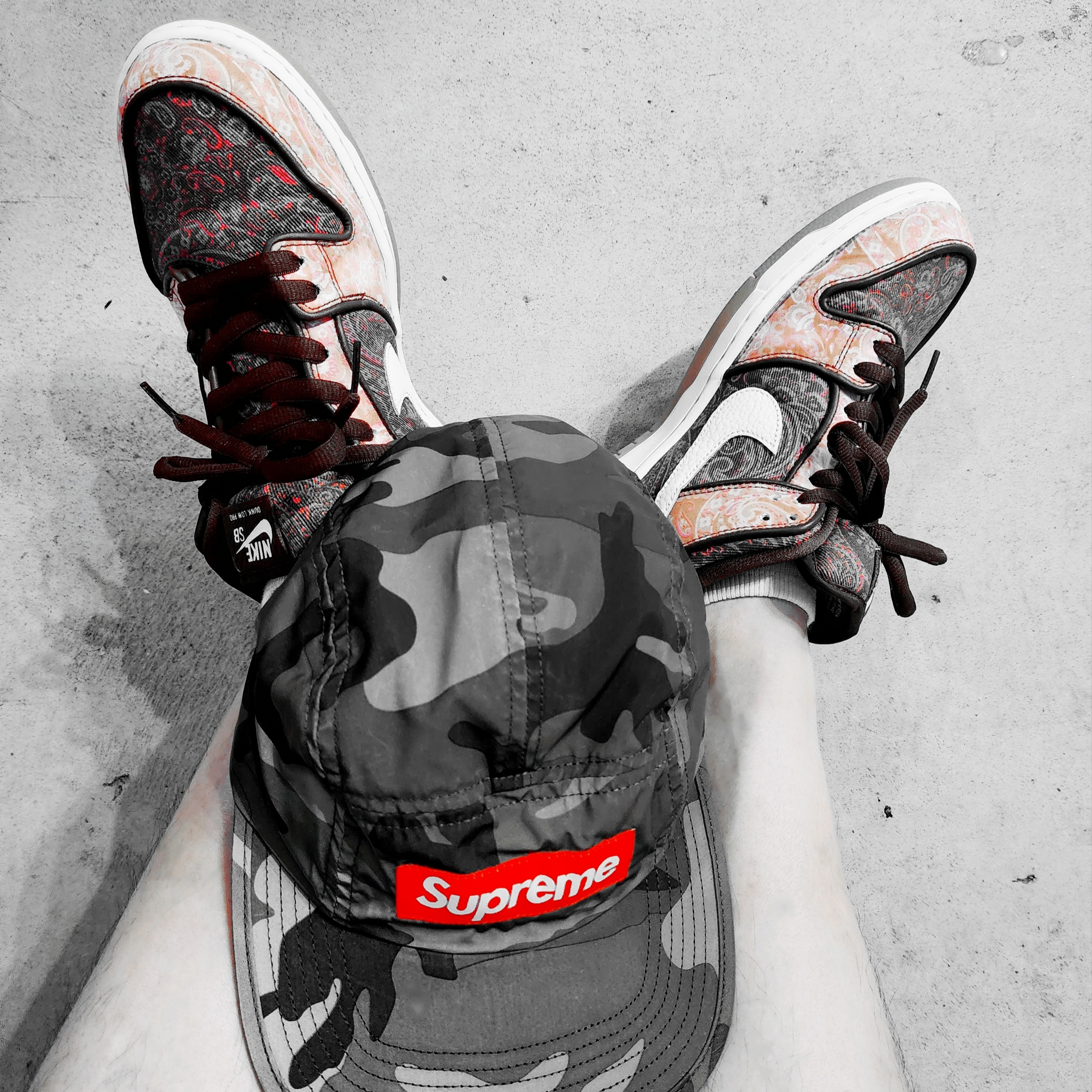 Supreme Ventile Camp Cap Woodland Camo - 22FW, Nike SB Dunk Low Pro Premium Paisley 착용 스타일 - 1