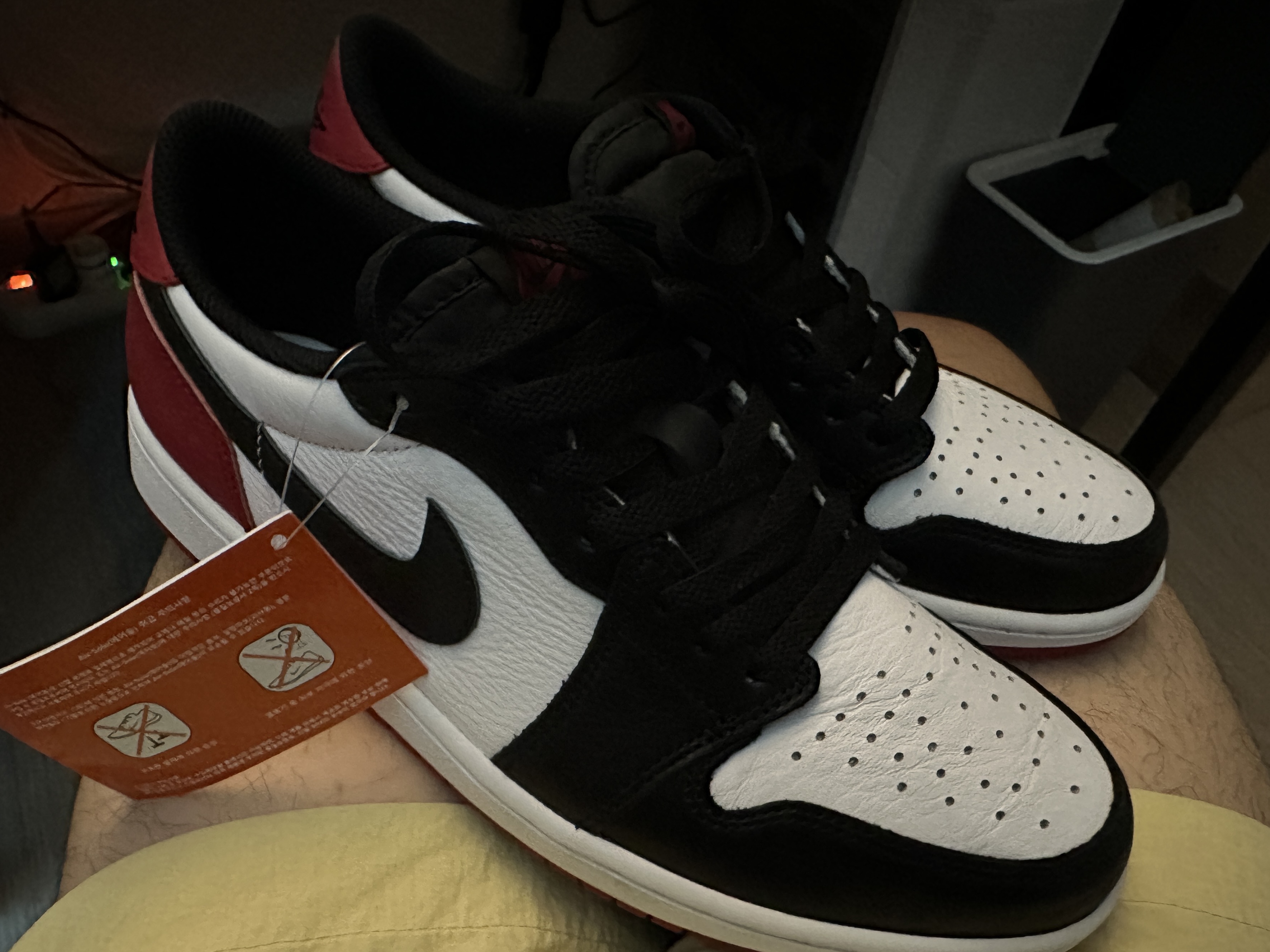 Jordan 1 Retro Low OG Black Toe 착용 스타일