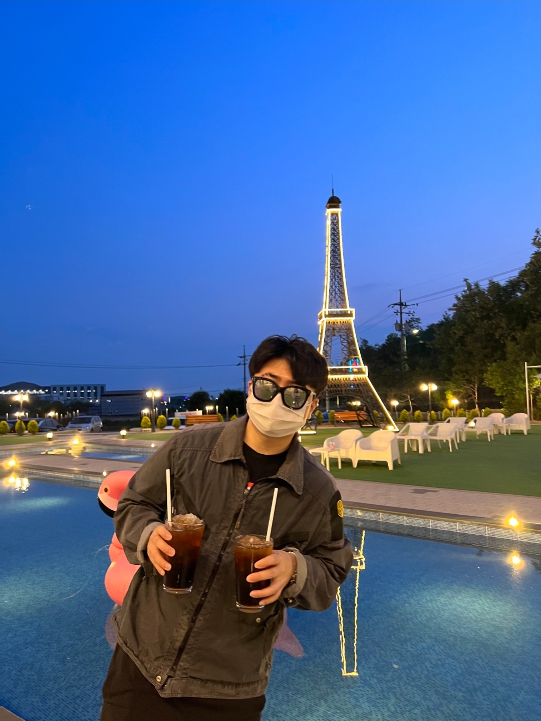 Nike x Sacai x Clot LDWaffle Orange Blaze, Goyard Senat Pochette MM Black 착용 스타일 - 2