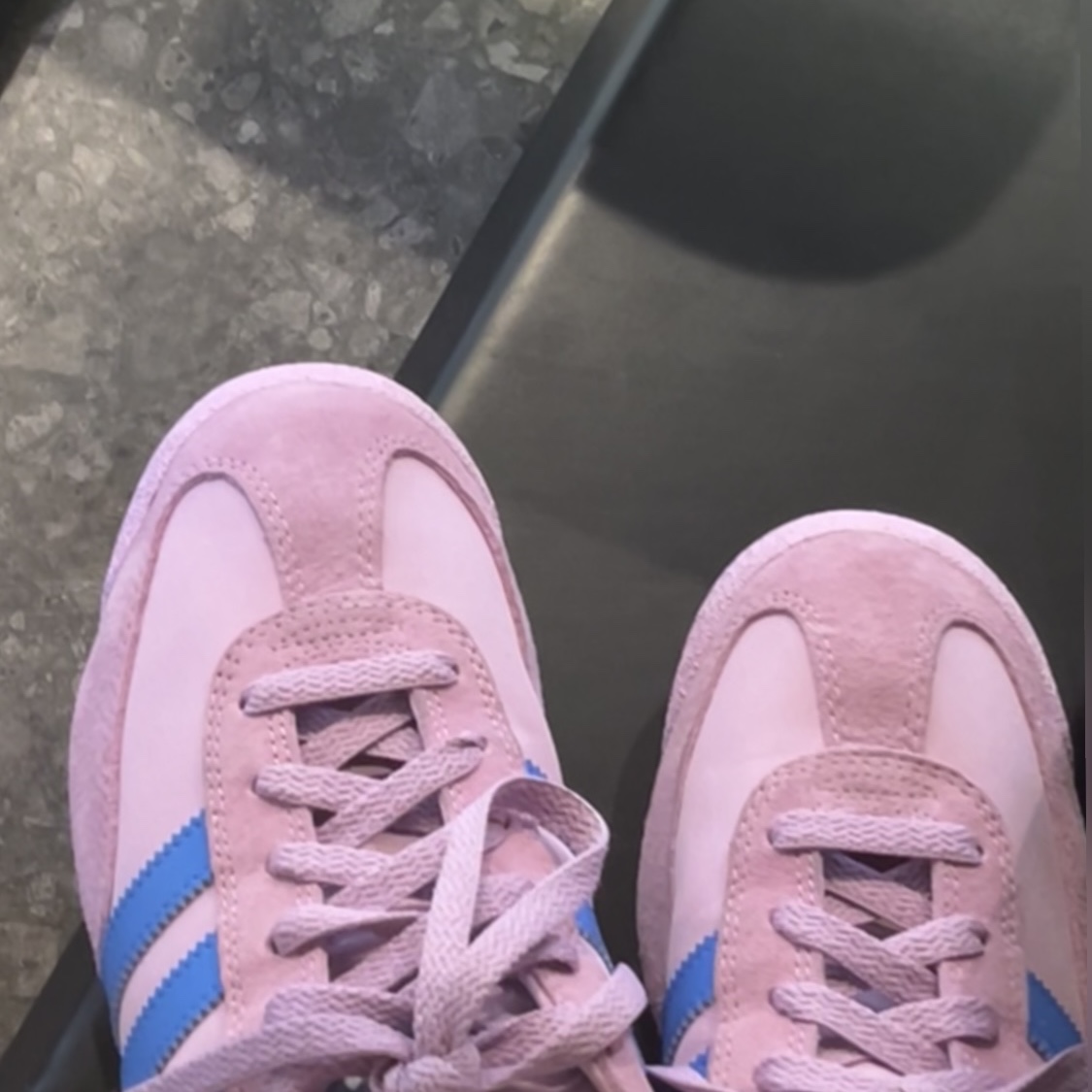 Adidas Joggen OG Bliss Lilac - Size? Exclusive 착용 스타일
