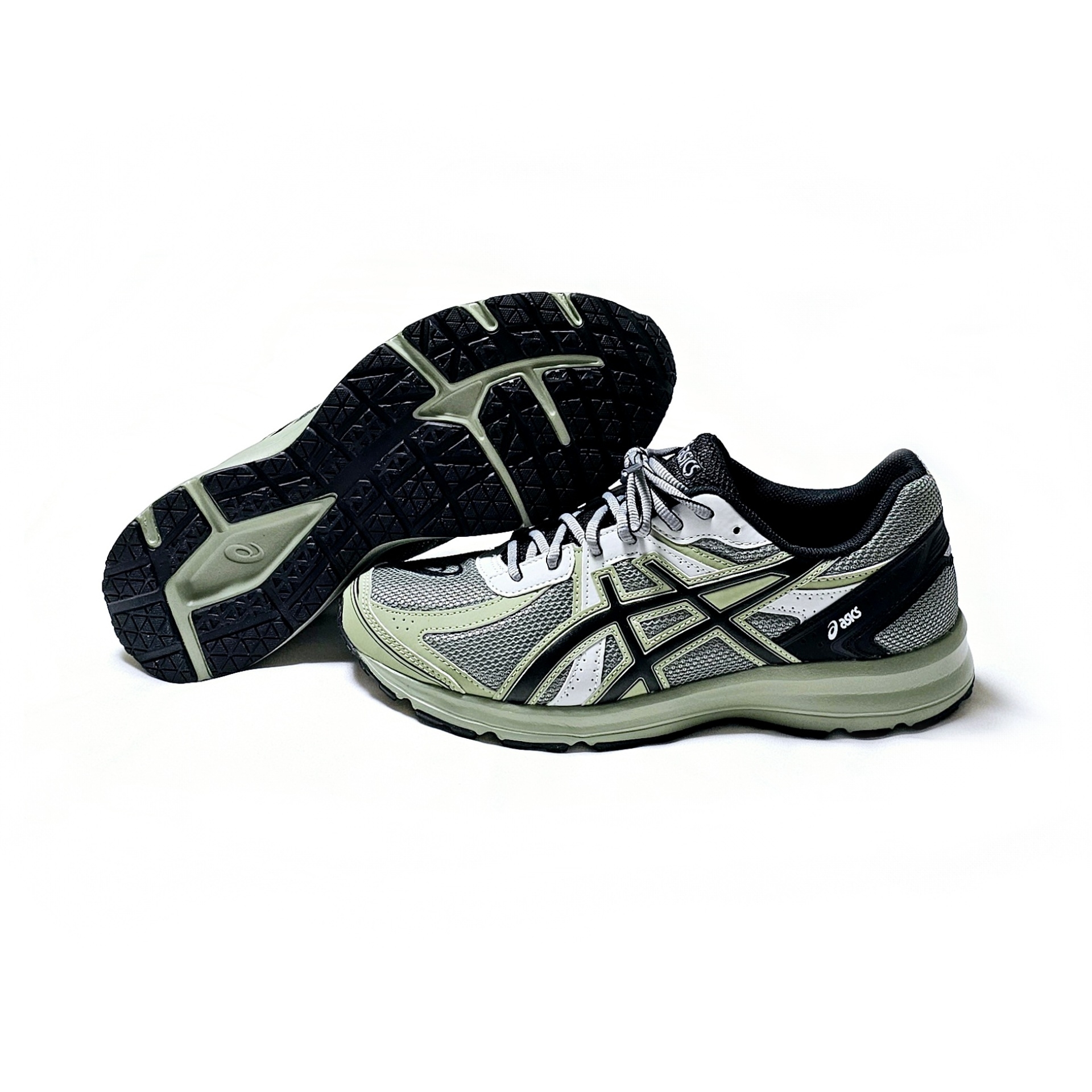 Asics Jog 100 S Sheet Rock - 2E Wide 착용 스타일 - 1
