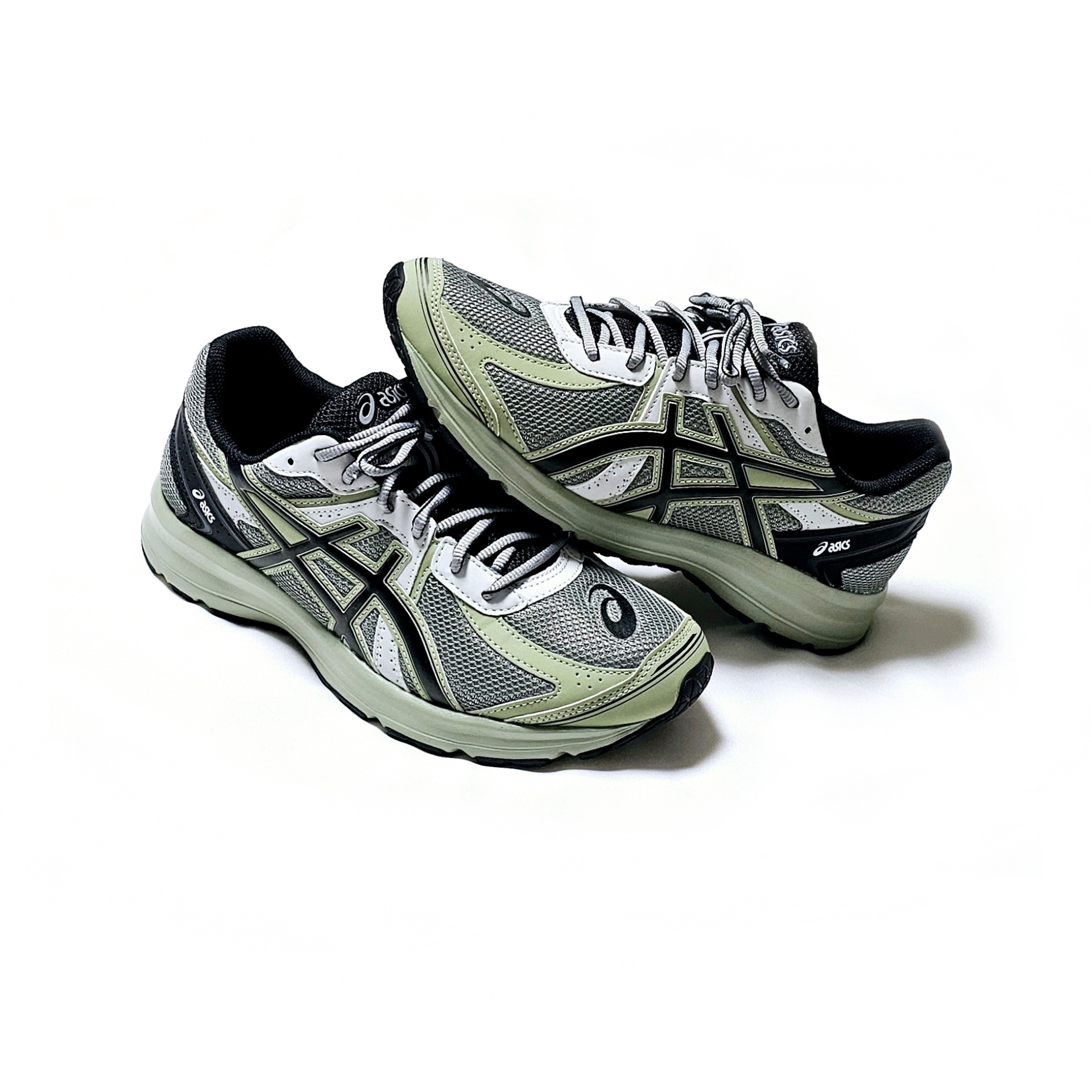 Asics Jog 100 S Sheet Rock - 2E Wide 착용 스타일 - 2