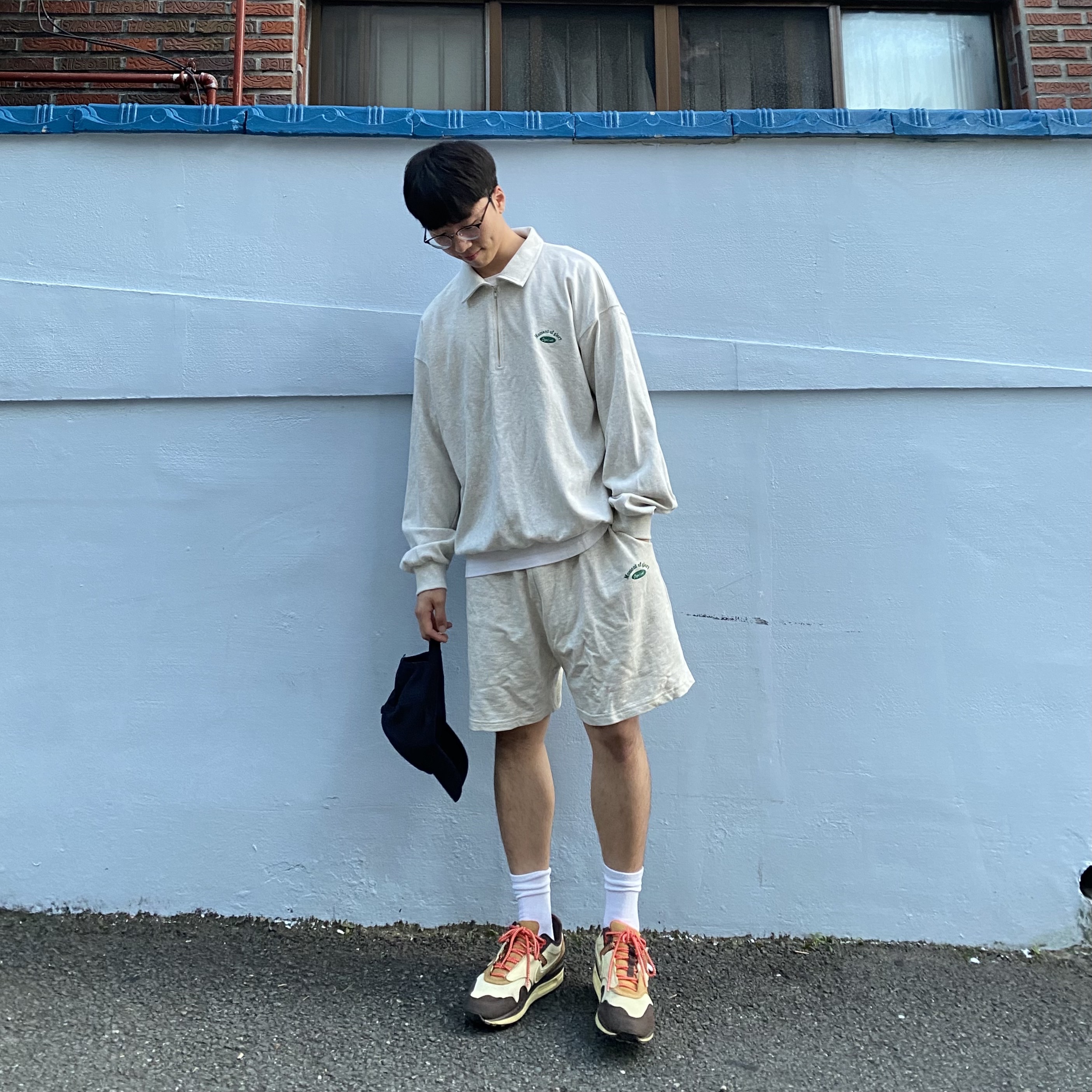 Nike x Travis Scott Air Max 1 Cact.us Brown 착용 스타일