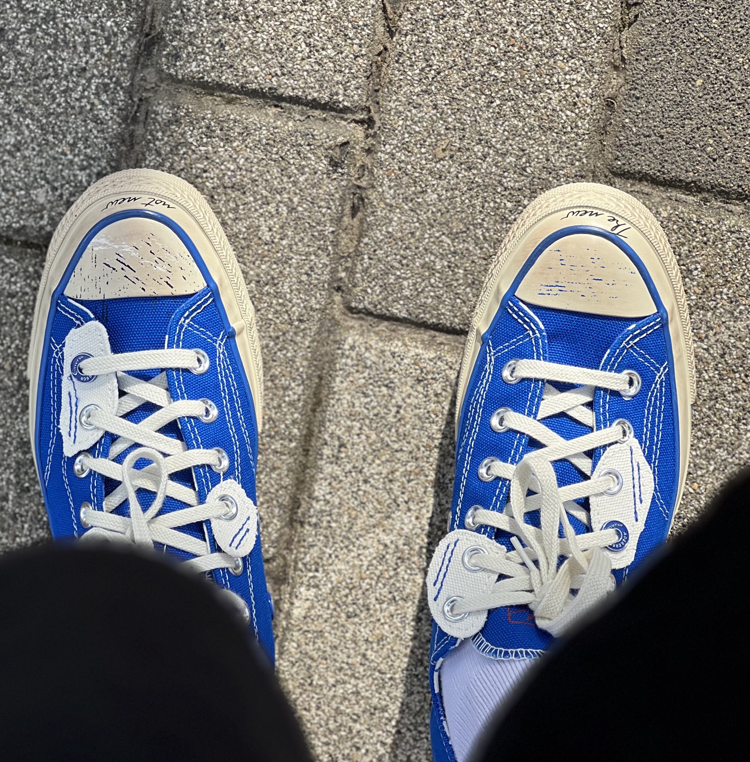 Converse x Ader Error Chuck 70 Ox Imperial Blue 착용 스타일 - 3