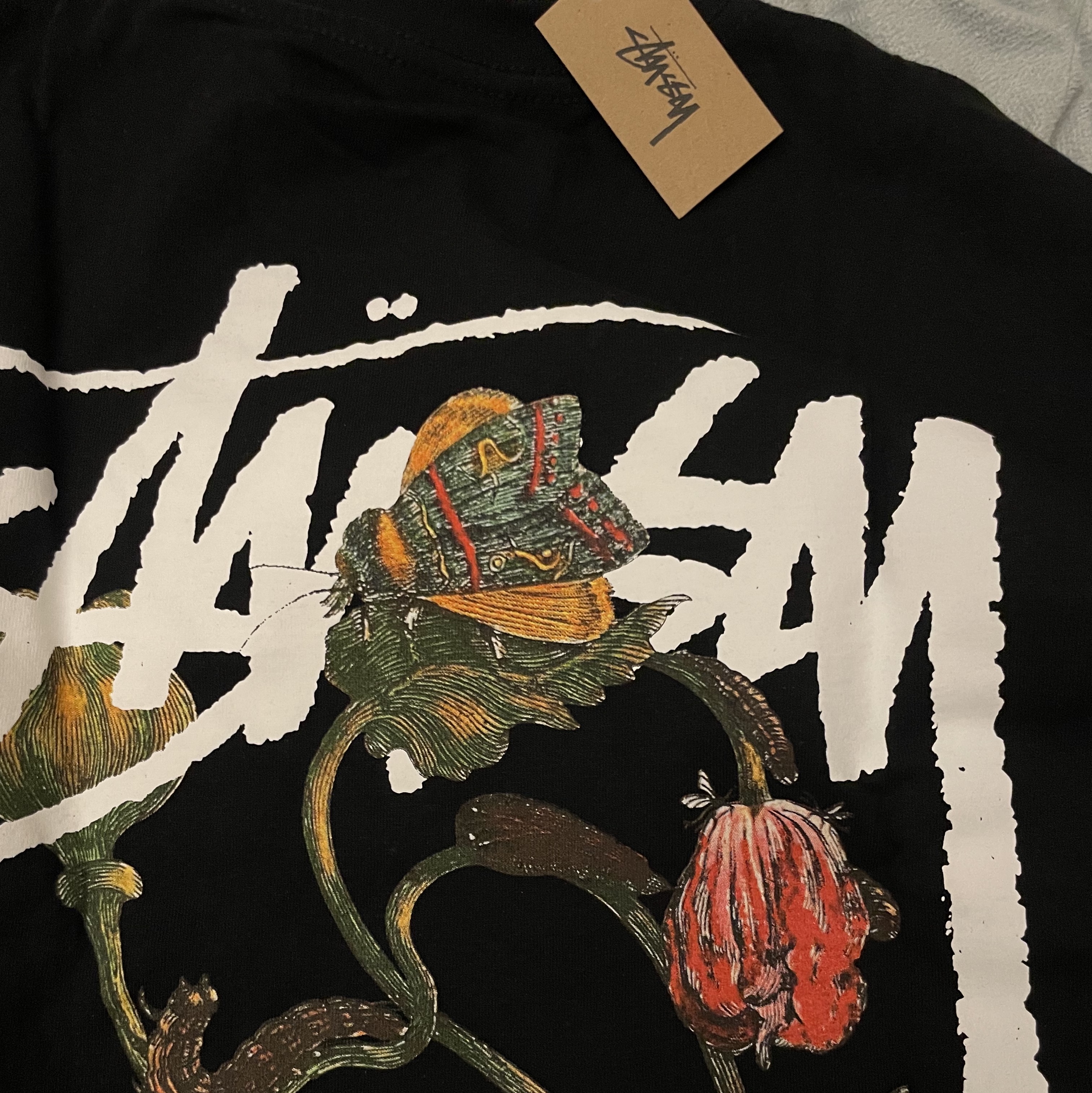 Stussy Withered Flower T-Shirt Black 착용 스타일